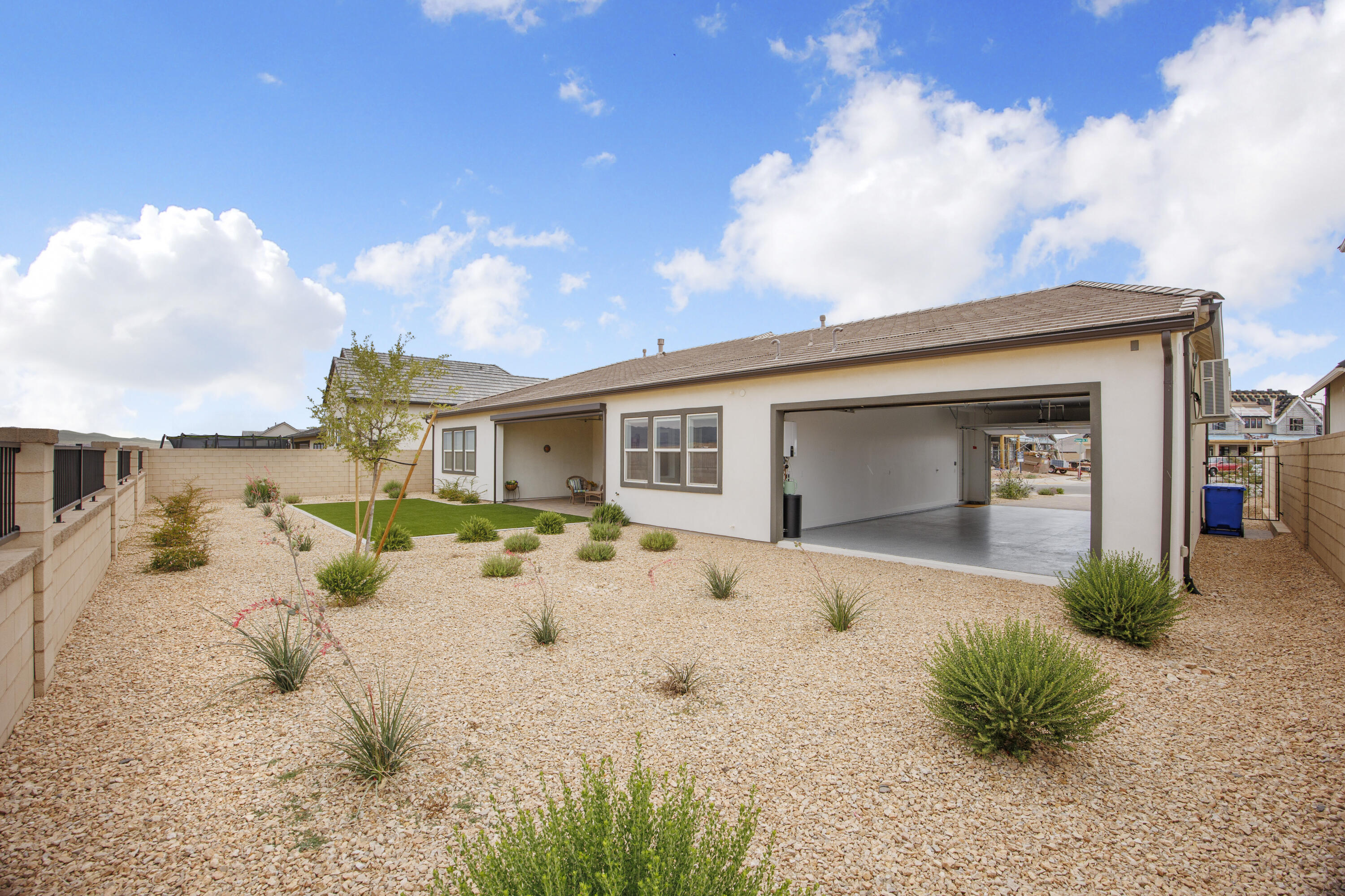 DESERT COLOR SAGE HAVEN - Residential