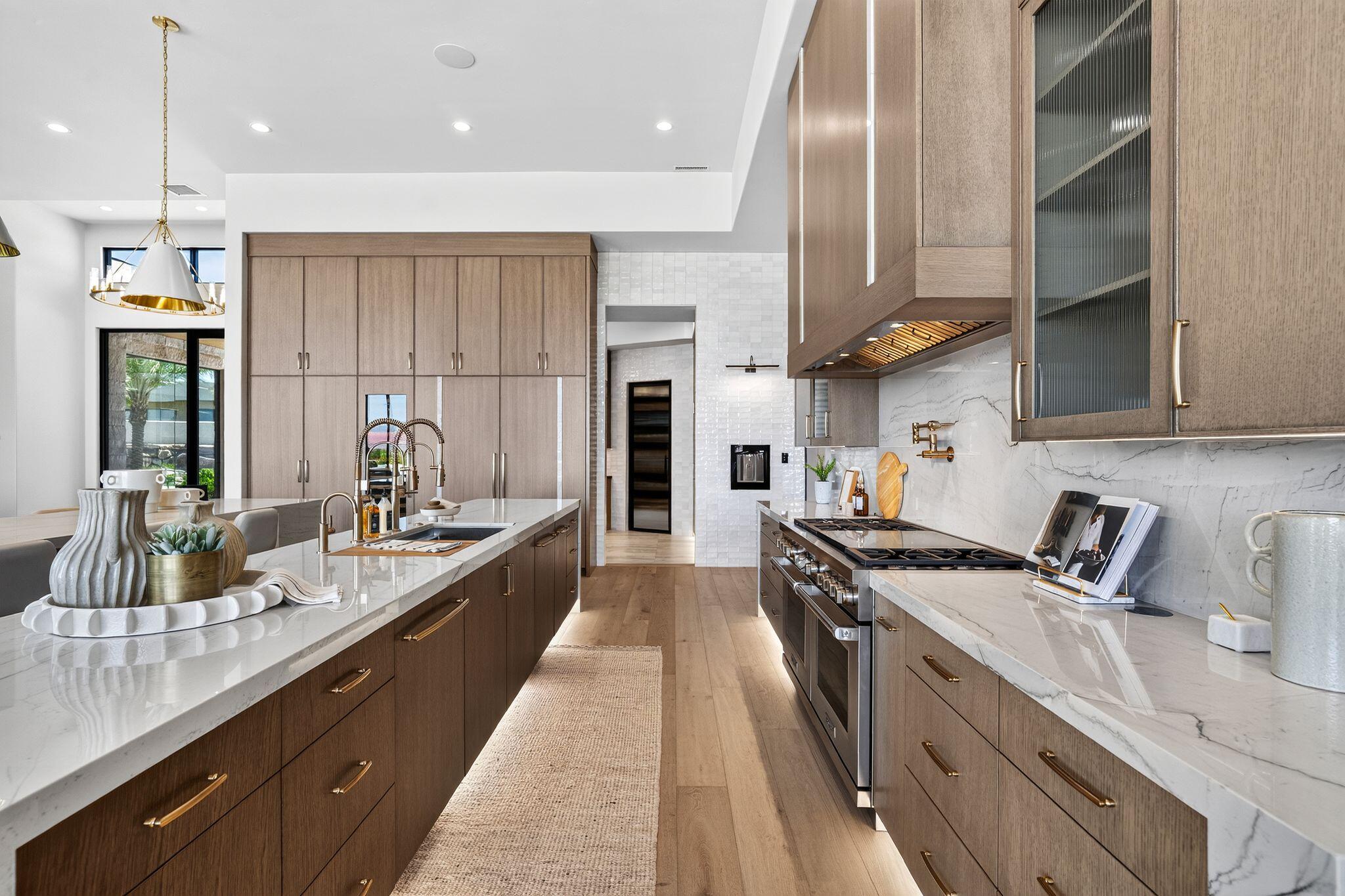 STONE CLIFF - Residential