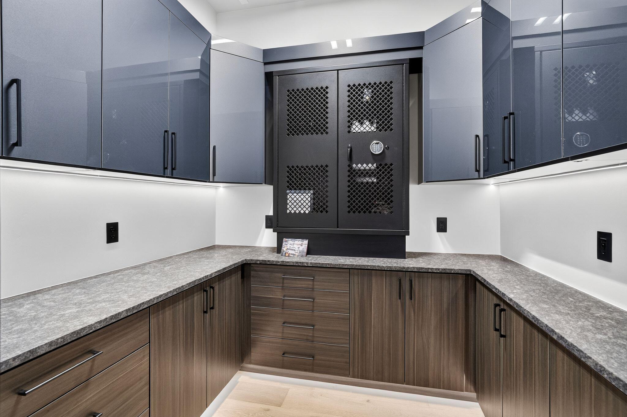 STONE CLIFF - Residential