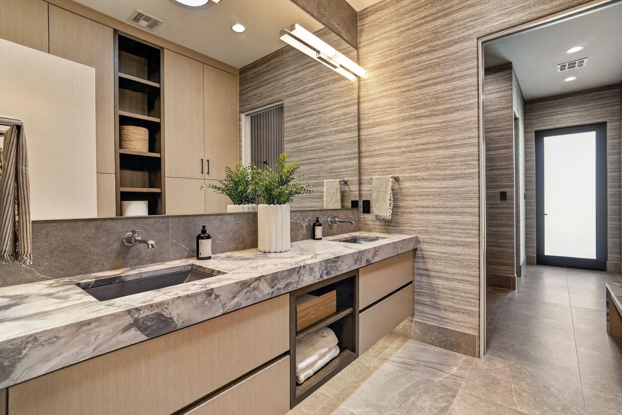 STONE CLIFF - Residential