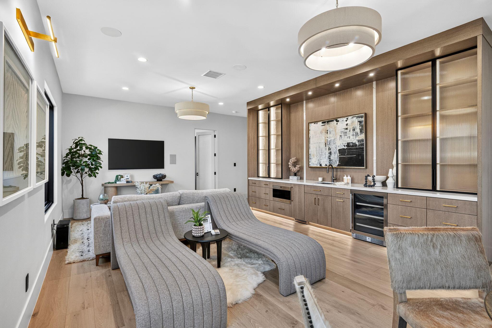 STONE CLIFF - Residential