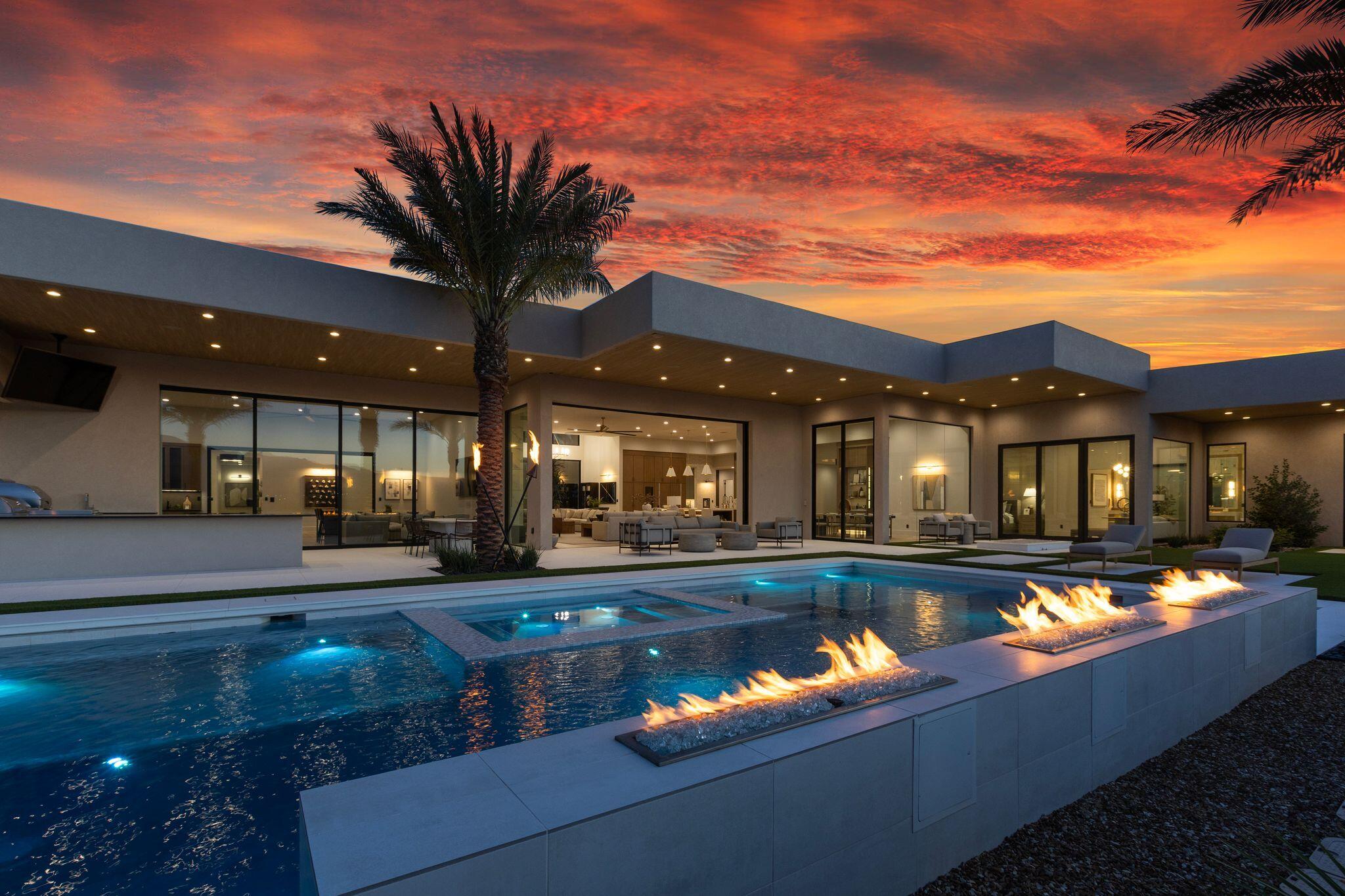 STONE CLIFF - Residential
