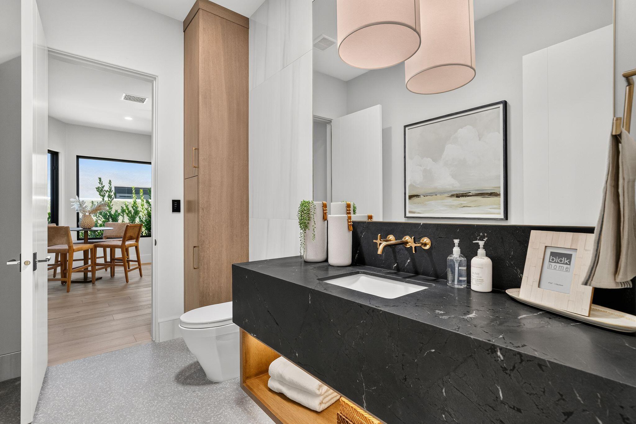 STONE CLIFF - Residential