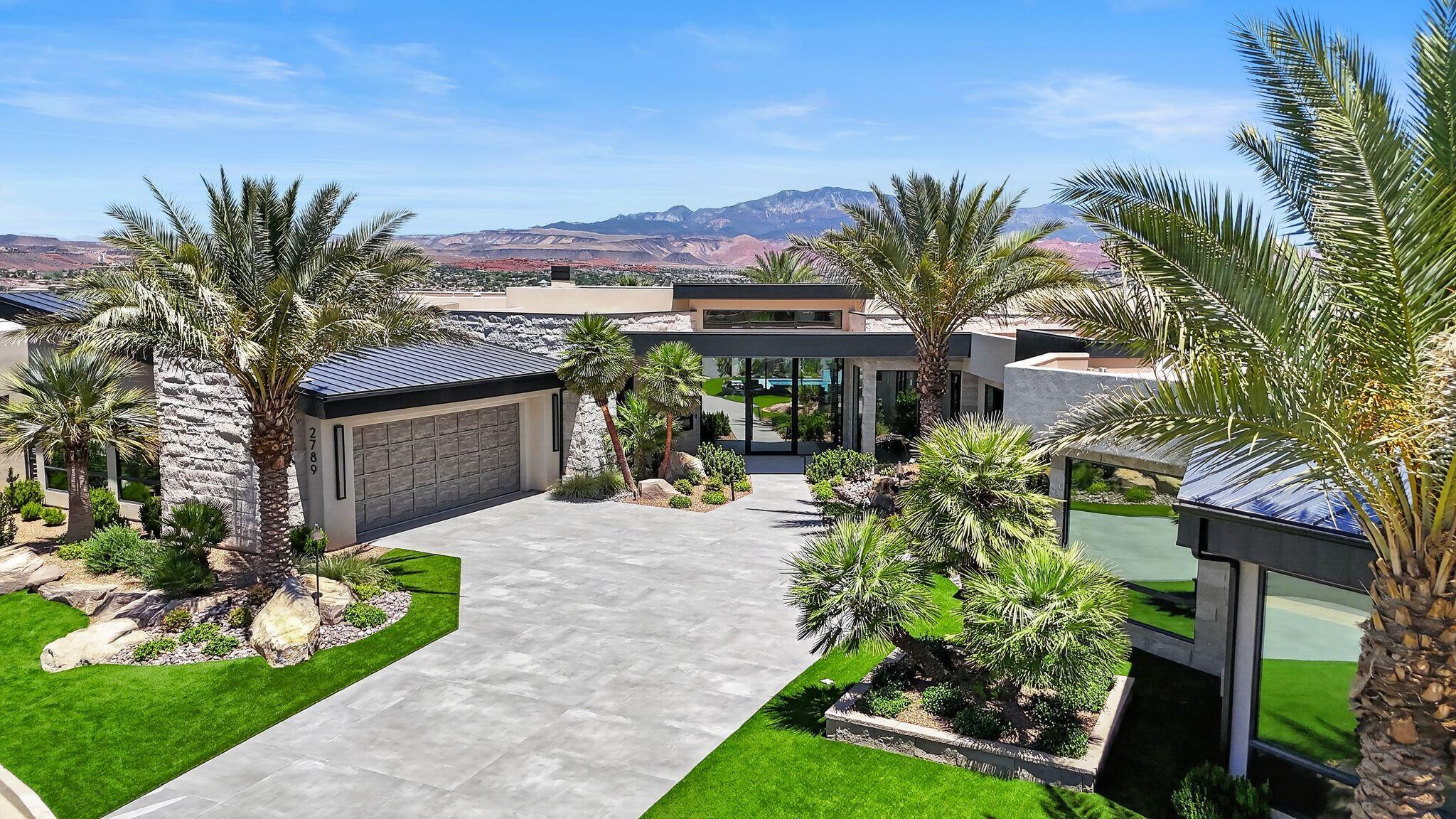STONE CLIFF - Residential