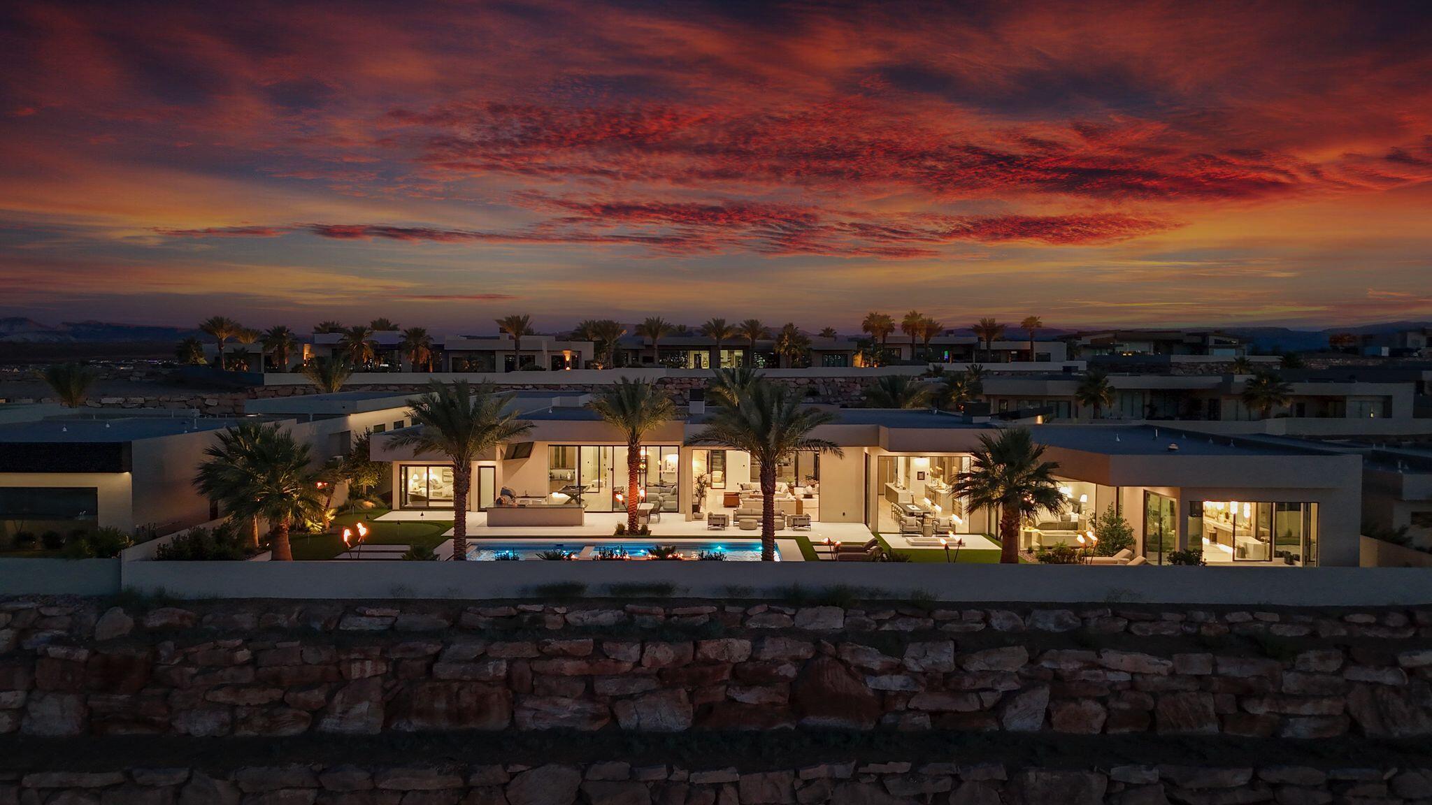 STONE CLIFF - Residential