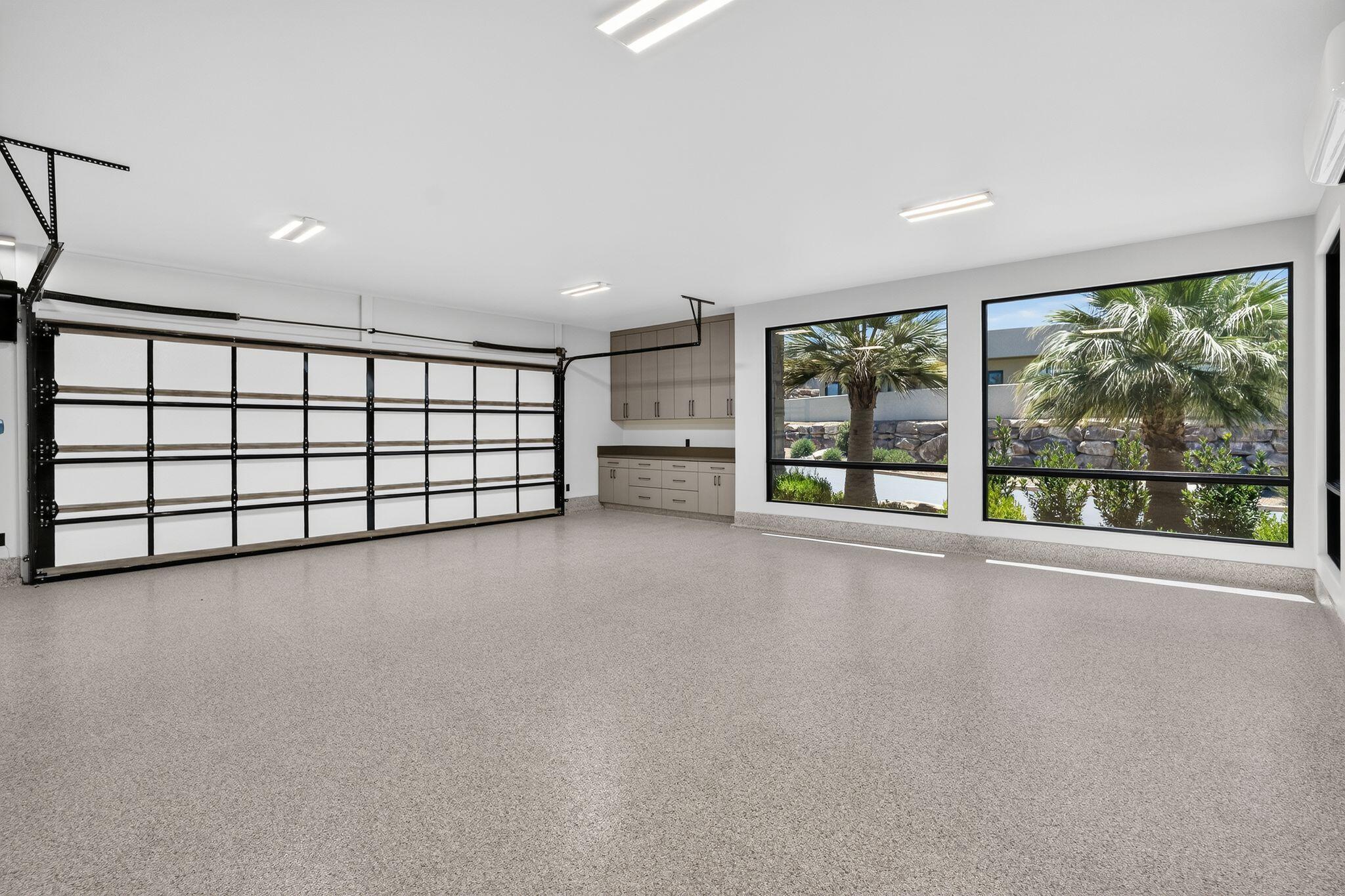 STONE CLIFF - Residential