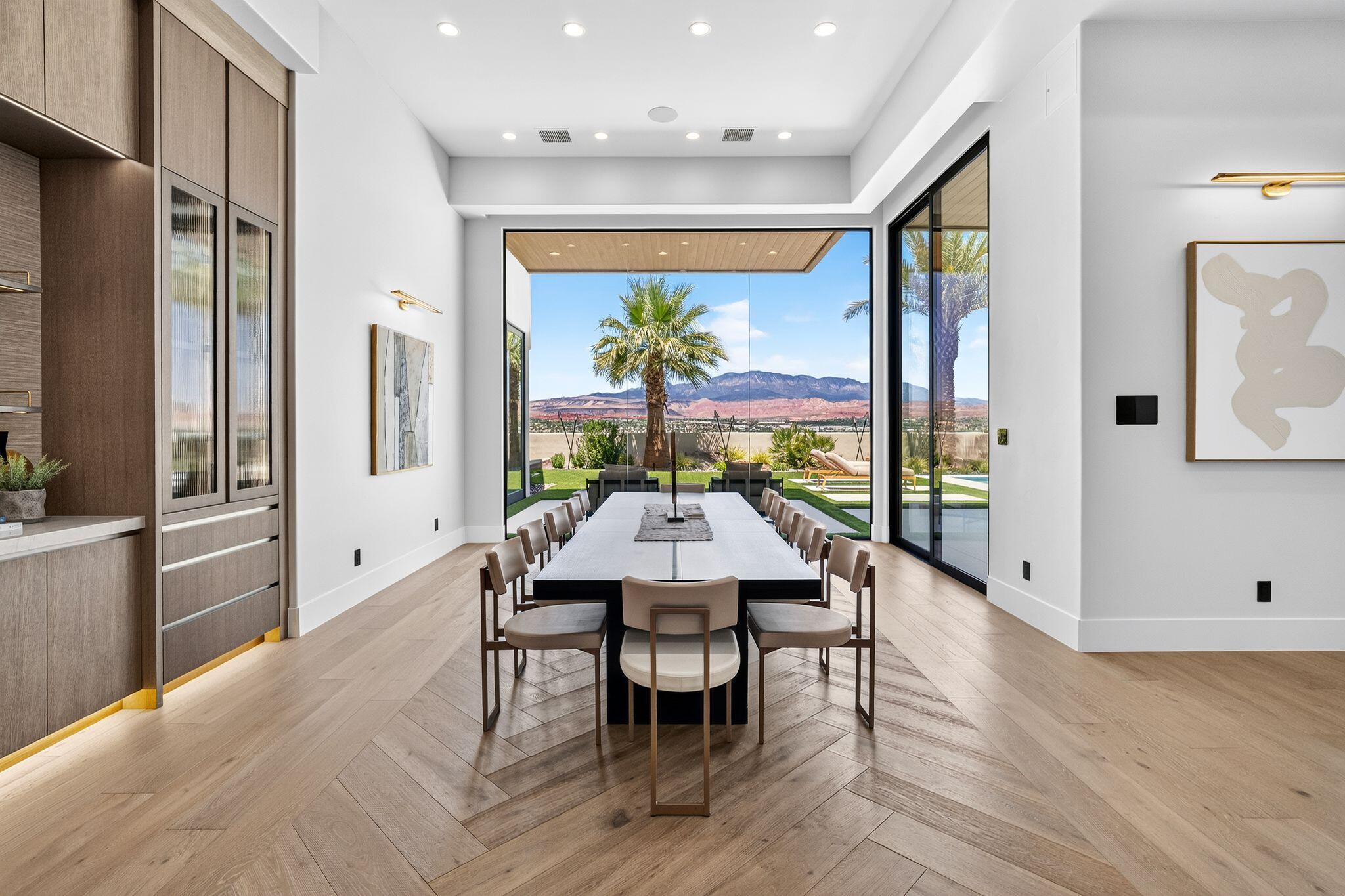 STONE CLIFF - Residential