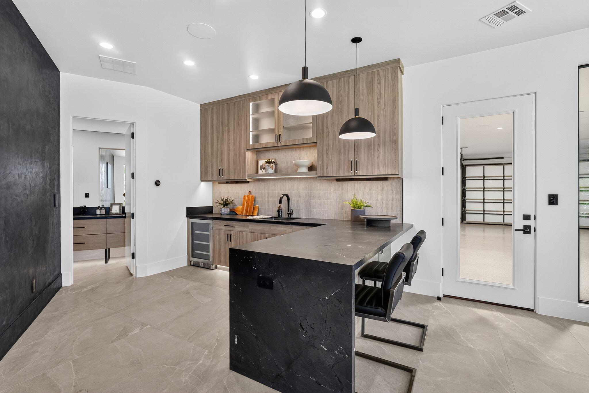 STONE CLIFF - Residential