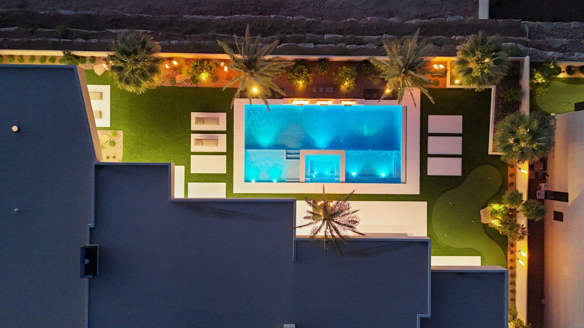 STONE CLIFF - Residential
