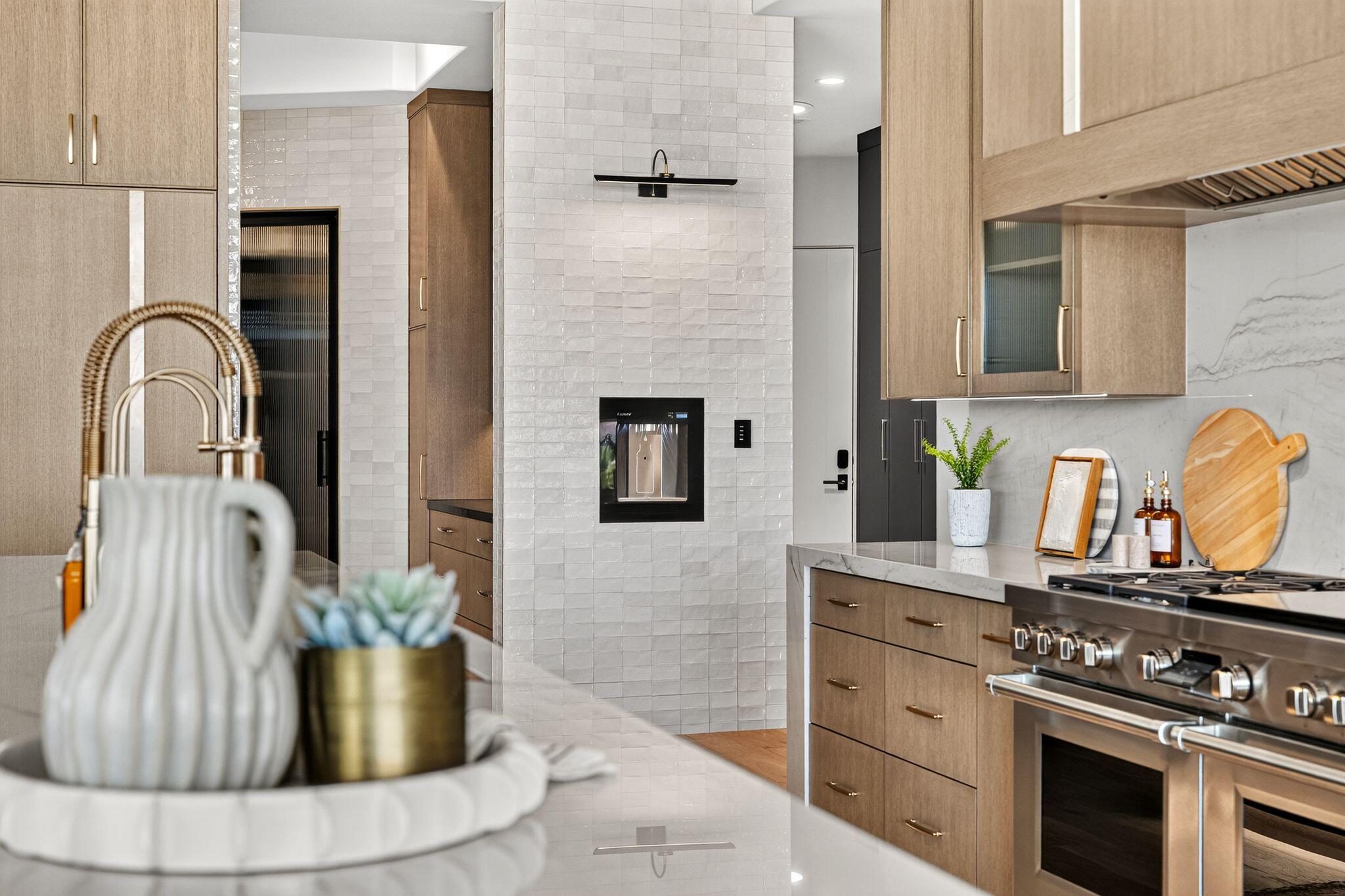 STONE CLIFF - Residential