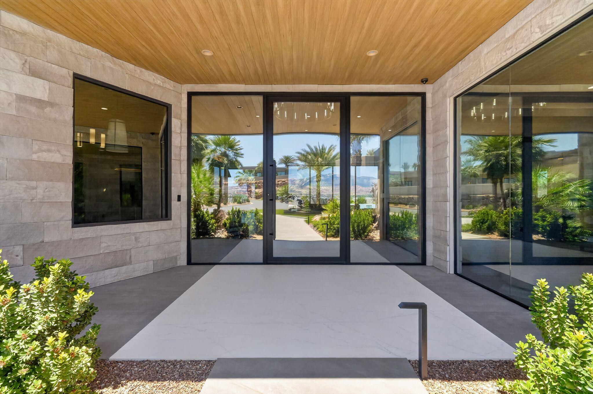 STONE CLIFF - Residential