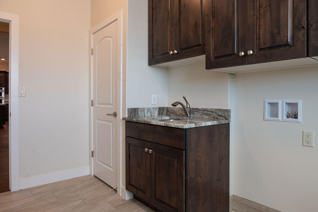 COX LANDING - Residential