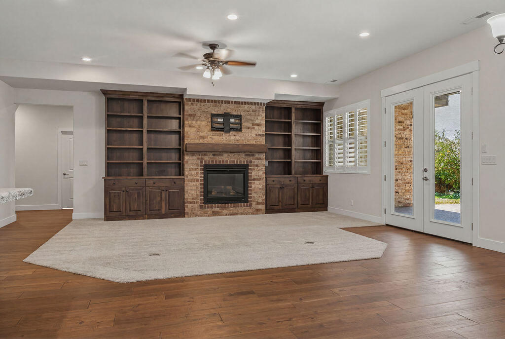 COX LANDING - Residential