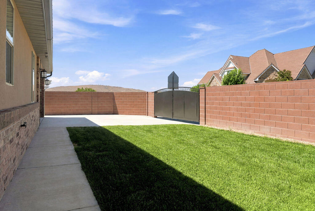 COX LANDING - Residential
