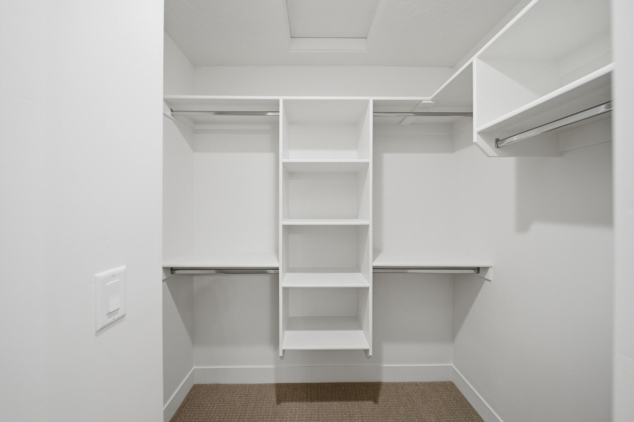 WHITE DOME TOWNHOMES - Residential