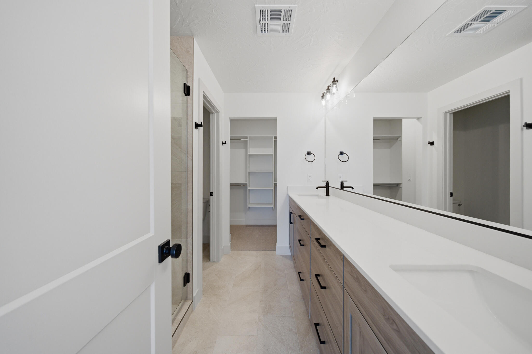 WHITE DOME TOWNHOMES - Residential