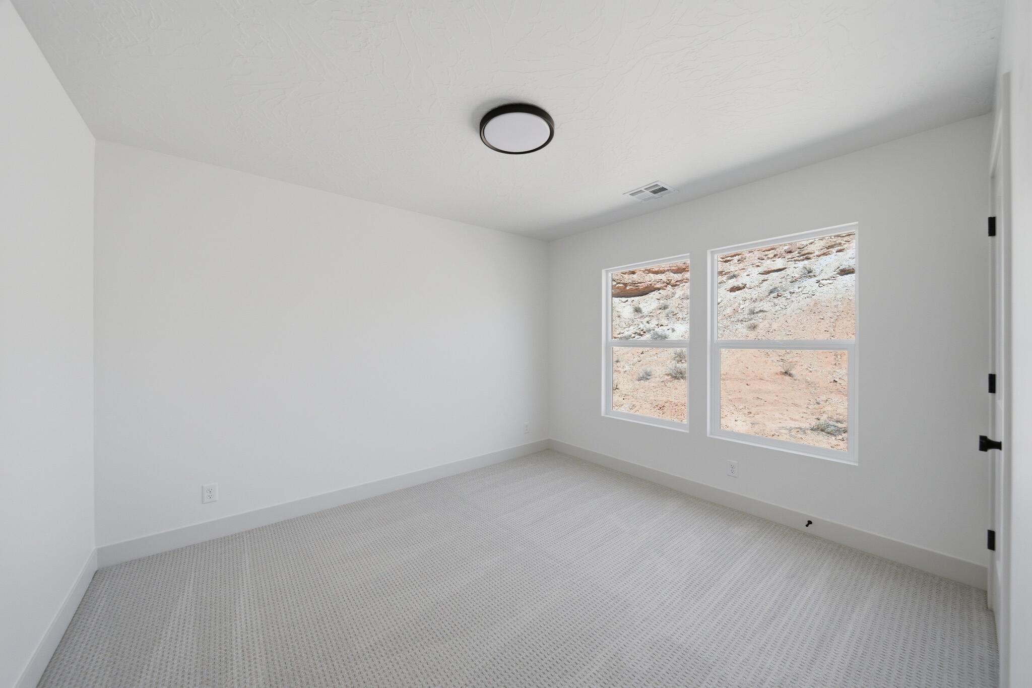 WHITE DOME TOWNHOMES - Residential