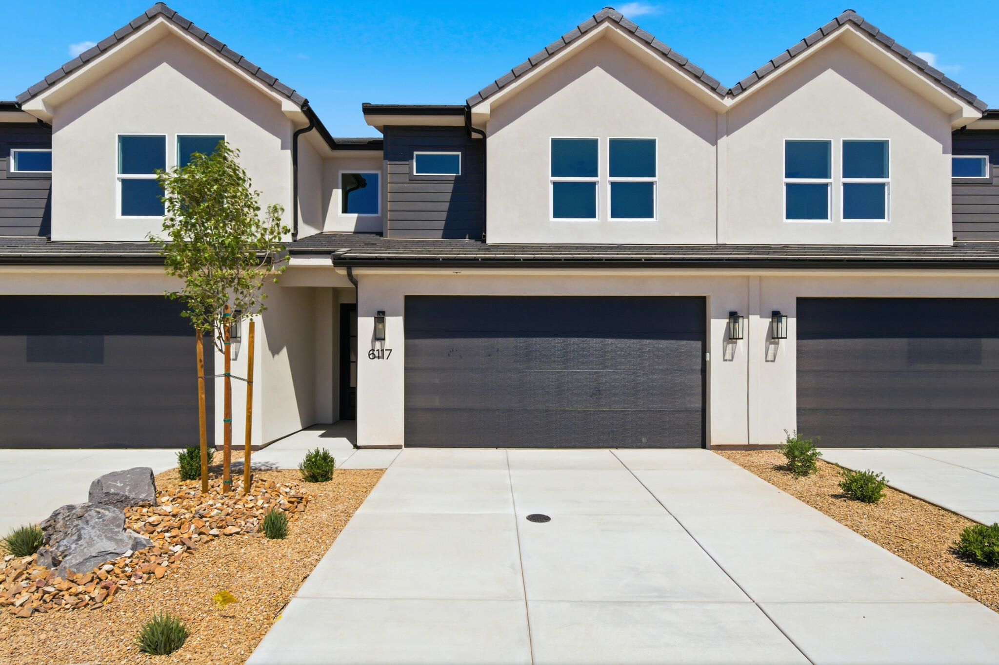 WHITE DOME TOWNHOMES - Residential