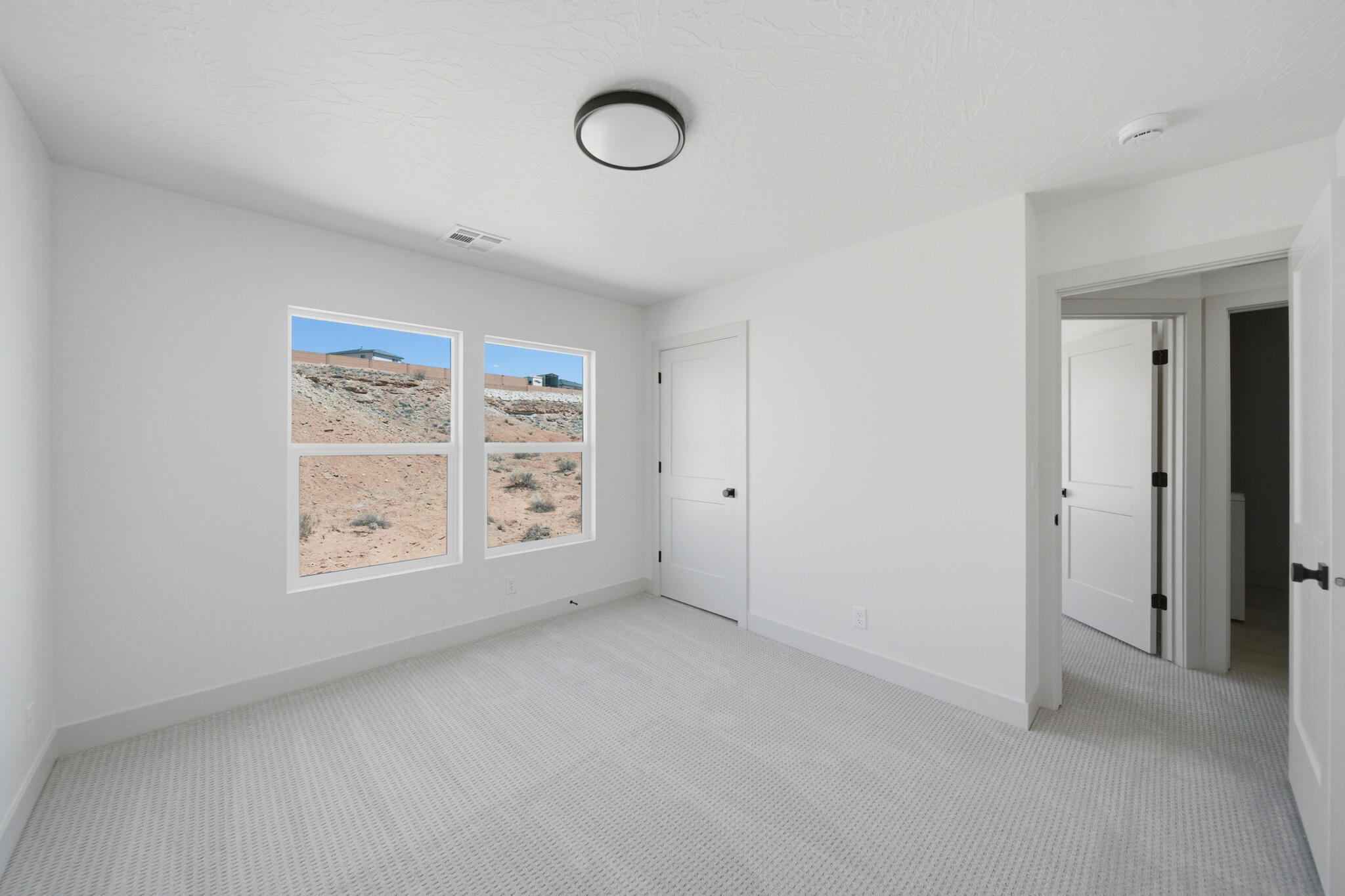 WHITE DOME TOWNHOMES - Residential