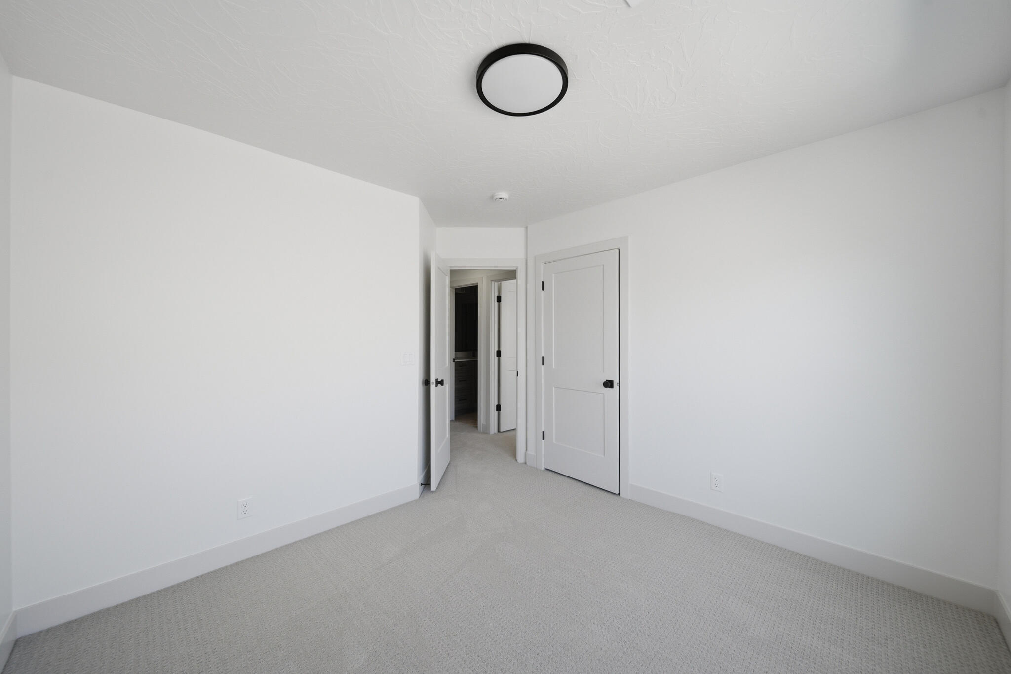 WHITE DOME TOWNHOMES - Residential