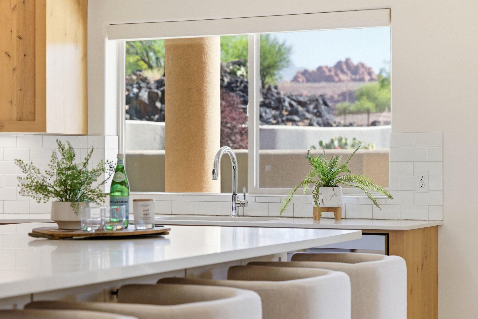 ENTRADA LAVA COVE - Residential