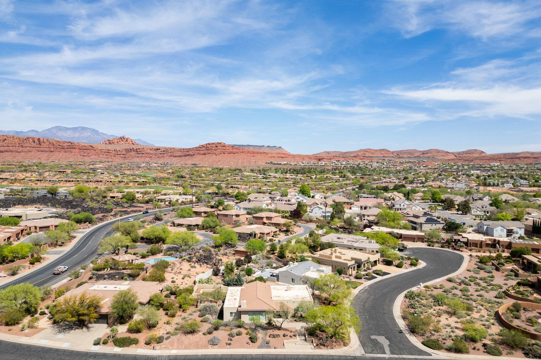 ENTRADA LAVA COVE - Residential