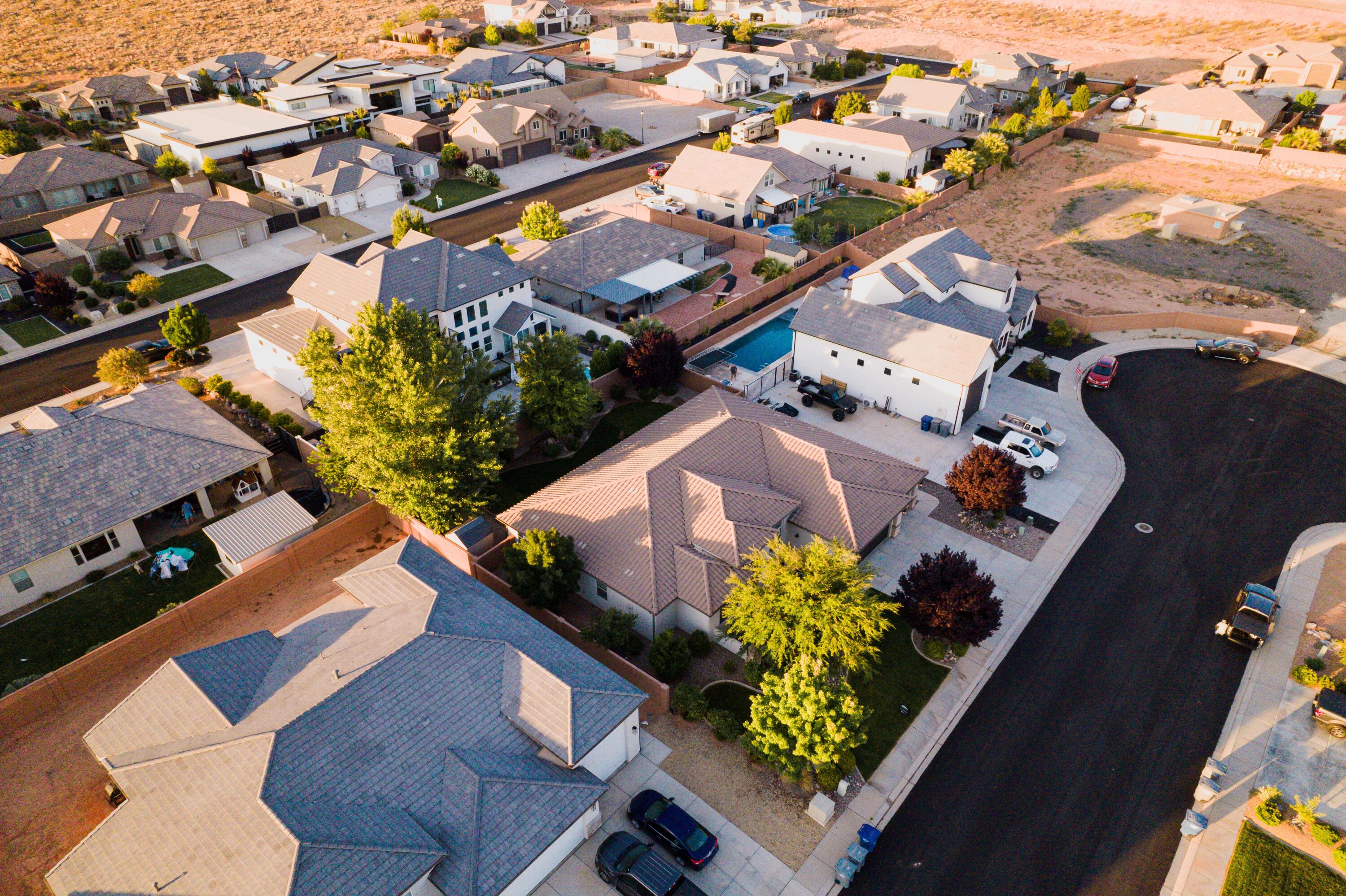 DIXIE SPRINGS - Residential