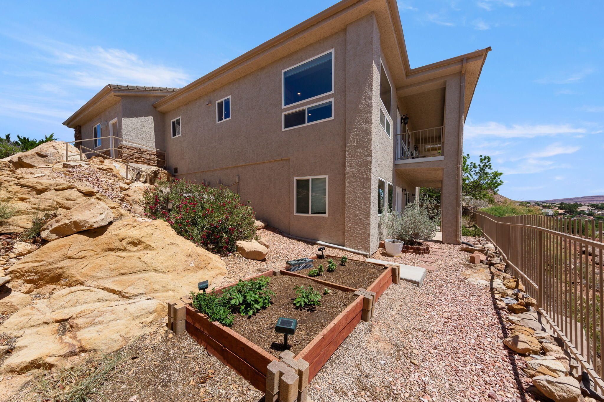 TAMARACK RIDGE ESTATES - Residential