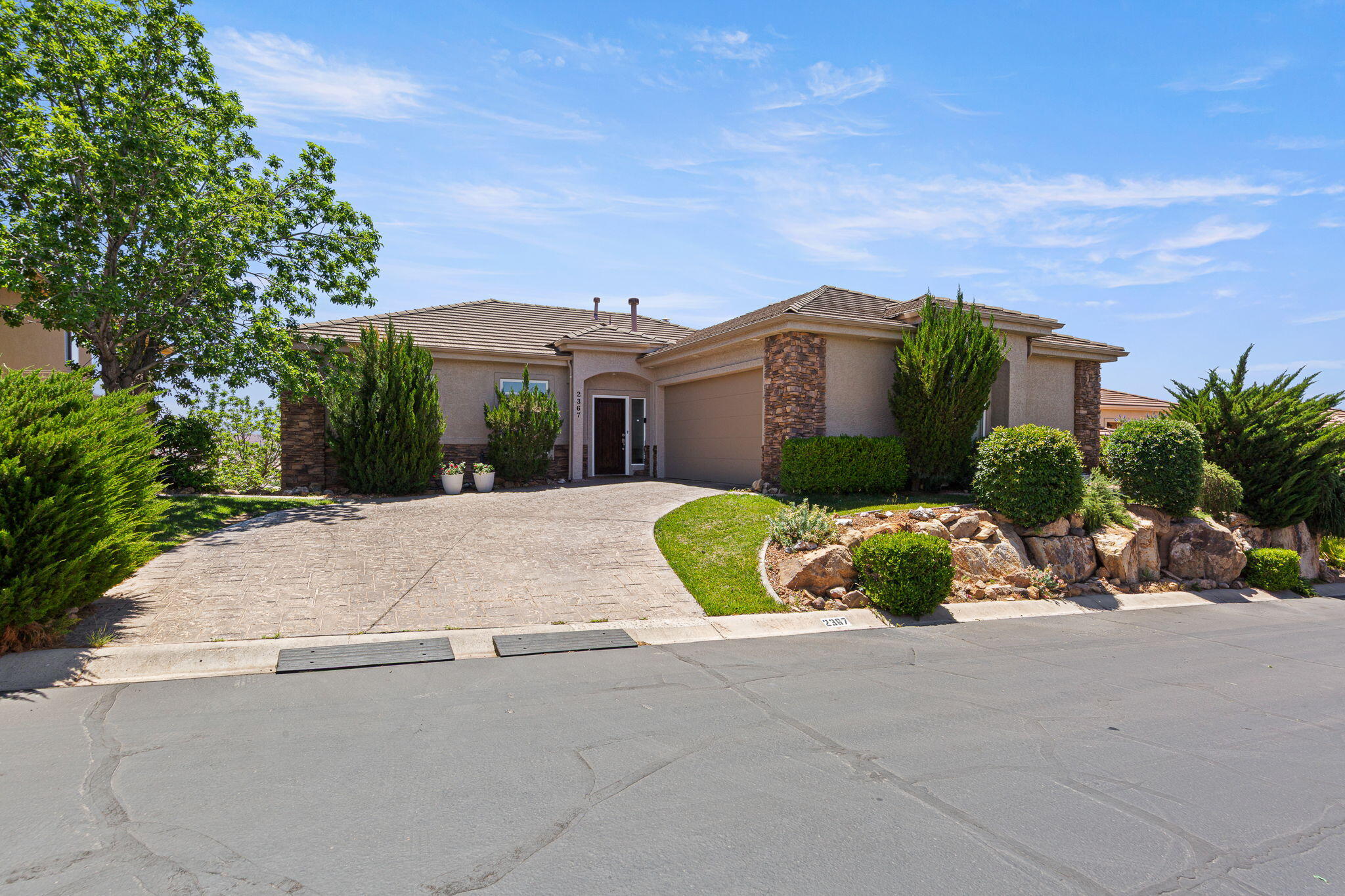 TAMARACK RIDGE ESTATES - Residential