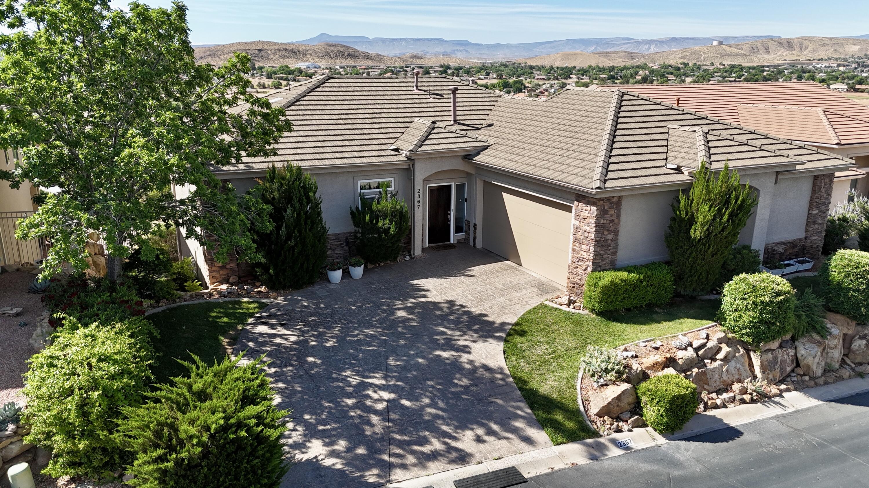 TAMARACK RIDGE ESTATES - Residential