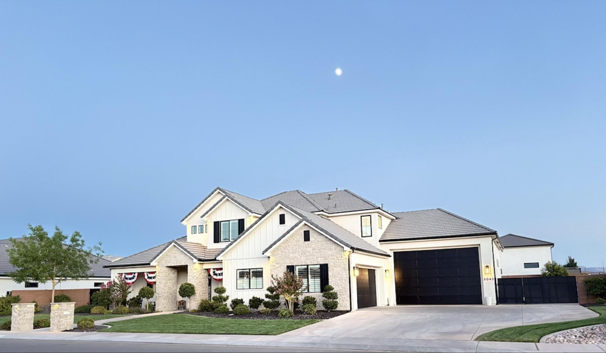 CRIMSON MEADOWS - Residential