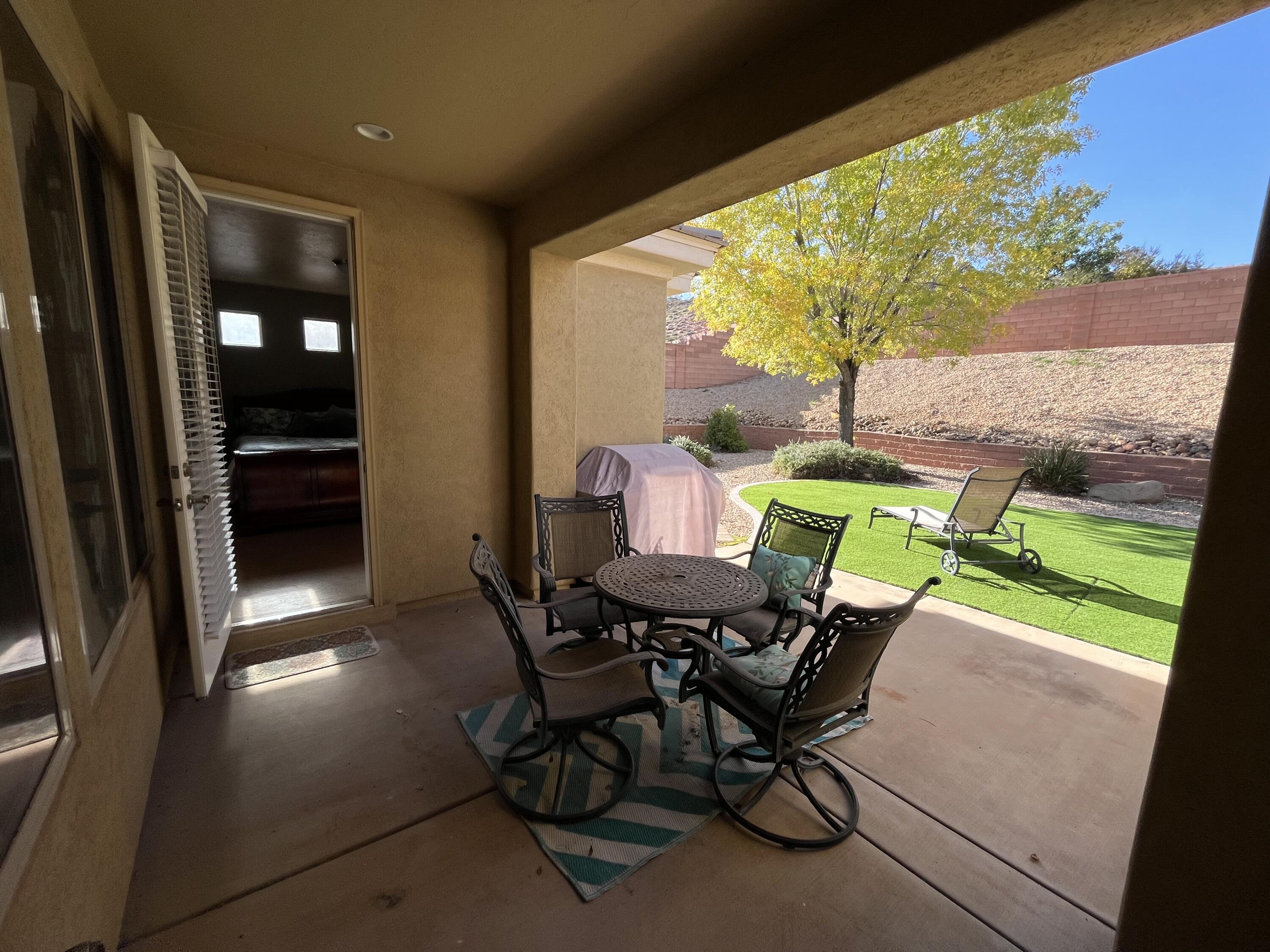 CORAL CANYON - Residential