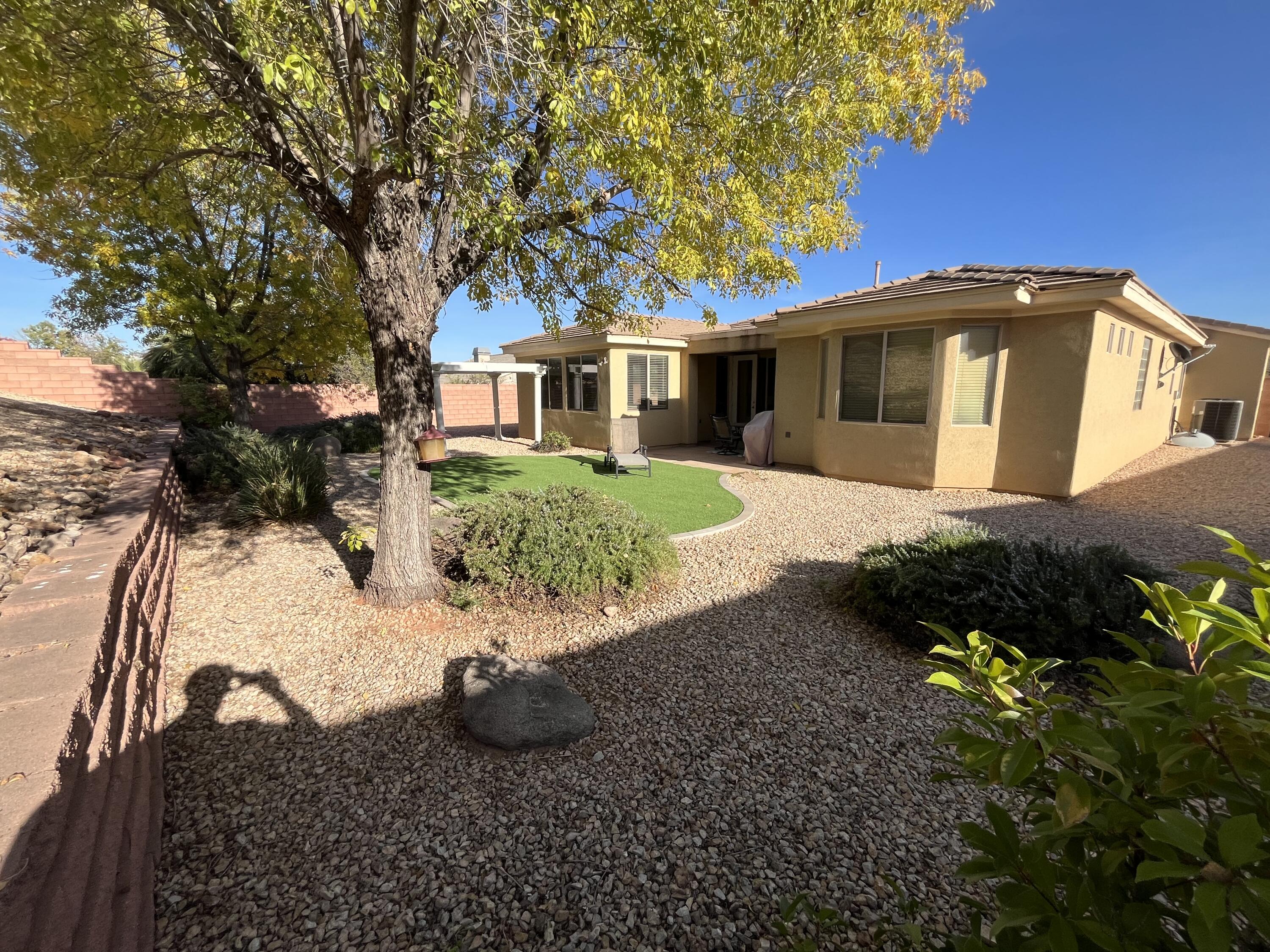 CORAL CANYON - Residential