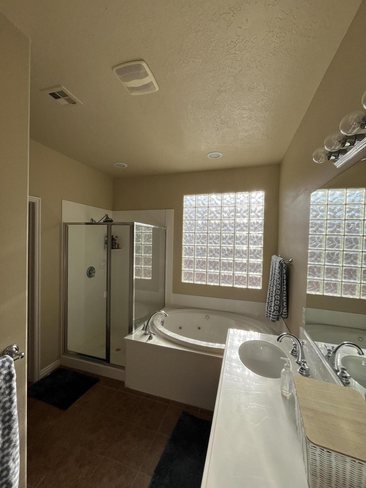 CORAL CANYON - Residential