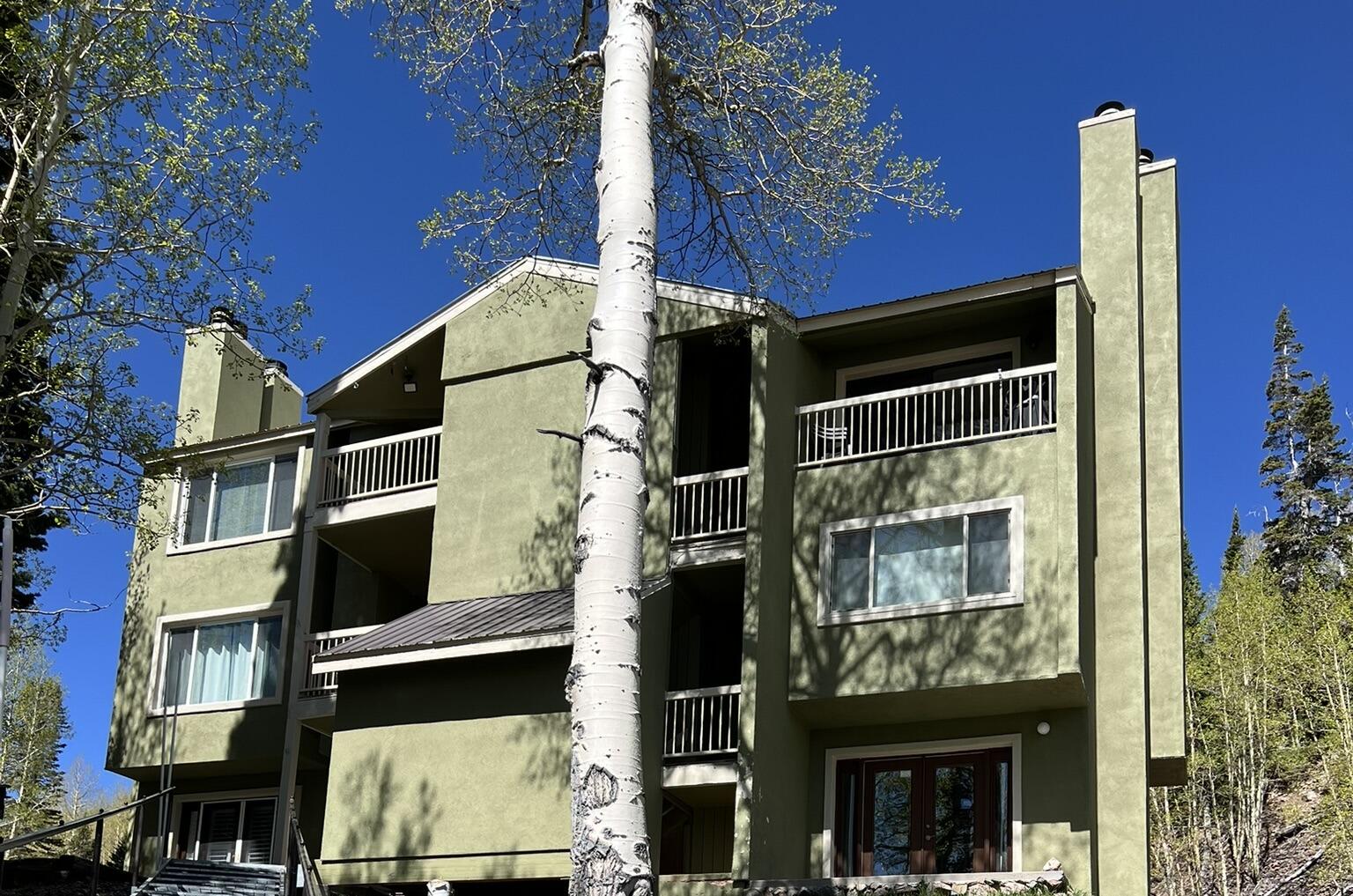 Comfortable and extremely well-maintained, fully furnished condo in Brian Head Village, offering a move-in ready mountain retreat with fresh updates and pride of ownership throughout. Recent fresh paint updates give the home a clean, refreshed feel, while the care and maintenance throughout truly stand out. Sold fully furnished, this property makes an easy transition whether you're looking for a weekend getaway, second home, vacation rental opportunity, or year-round mountain living. Conveniently located near year-round recreation including skiing, hiking, biking, and more, with easy access to everything Brian Head has to offer. Just bring your personal items and start enjoying mountain life.