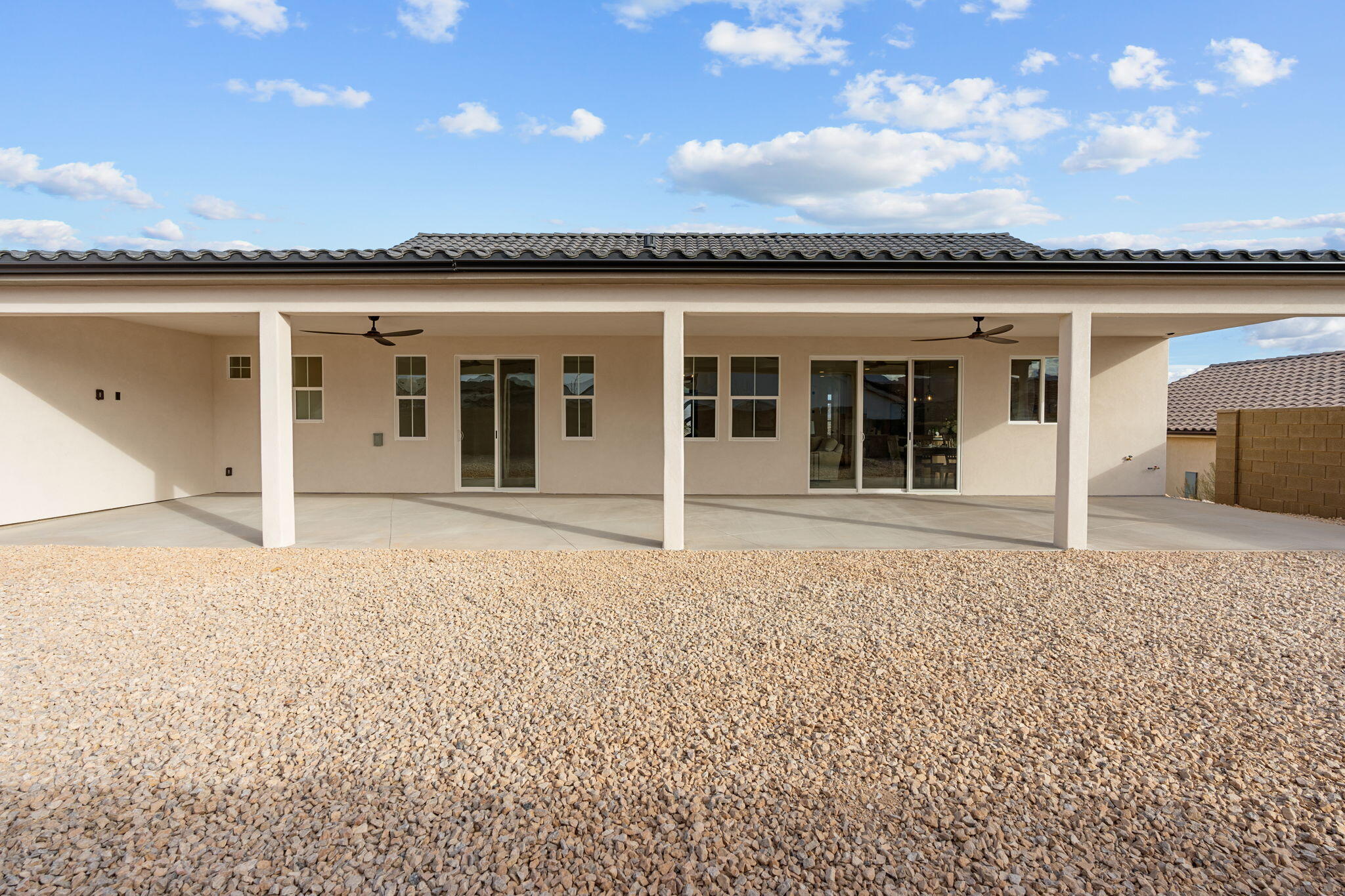 SCENIC POINTE - Residential
