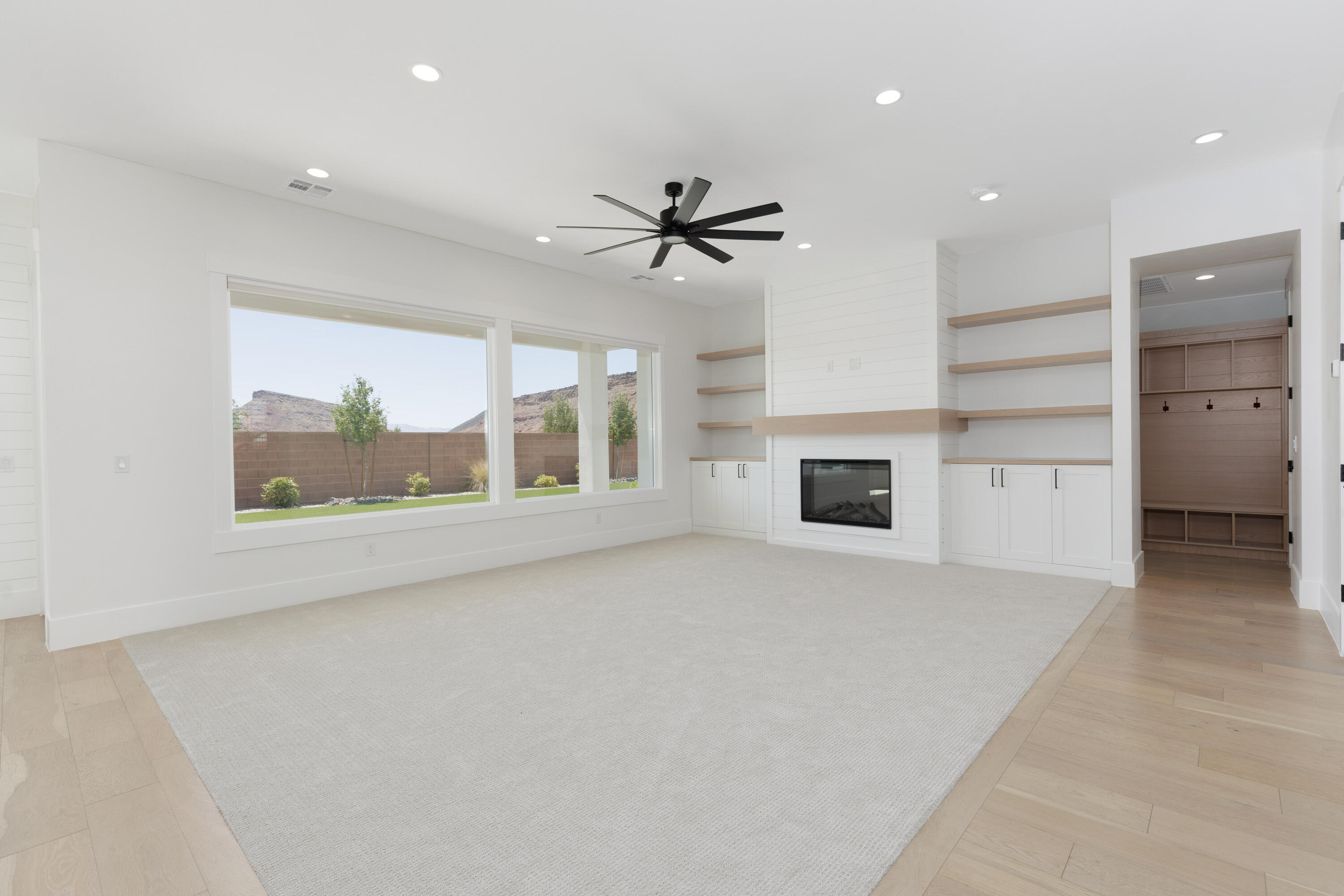 RED MESA AT SUNRISE VALLEY - Residential