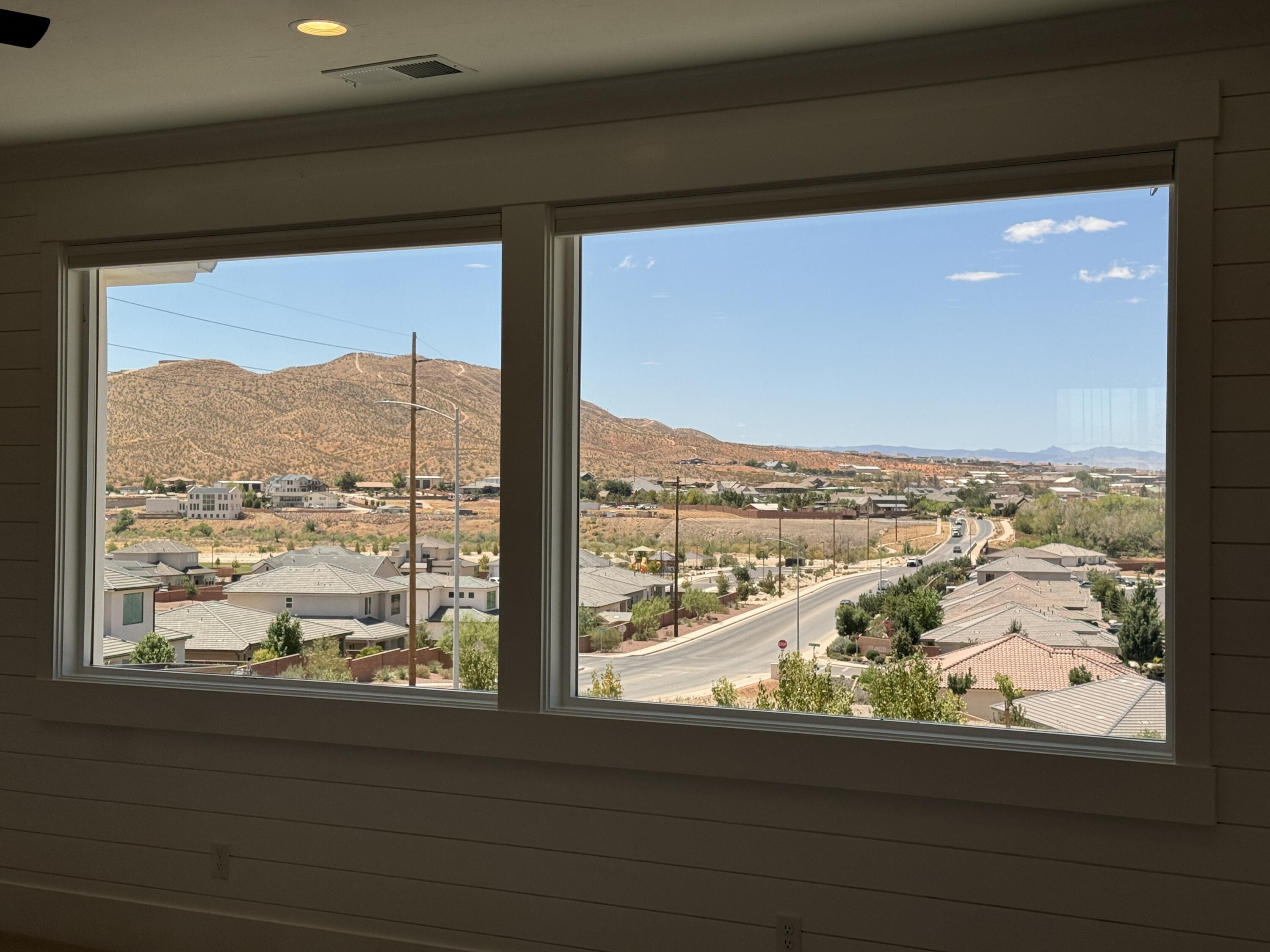 RED MESA AT SUNRISE VALLEY - Residential
