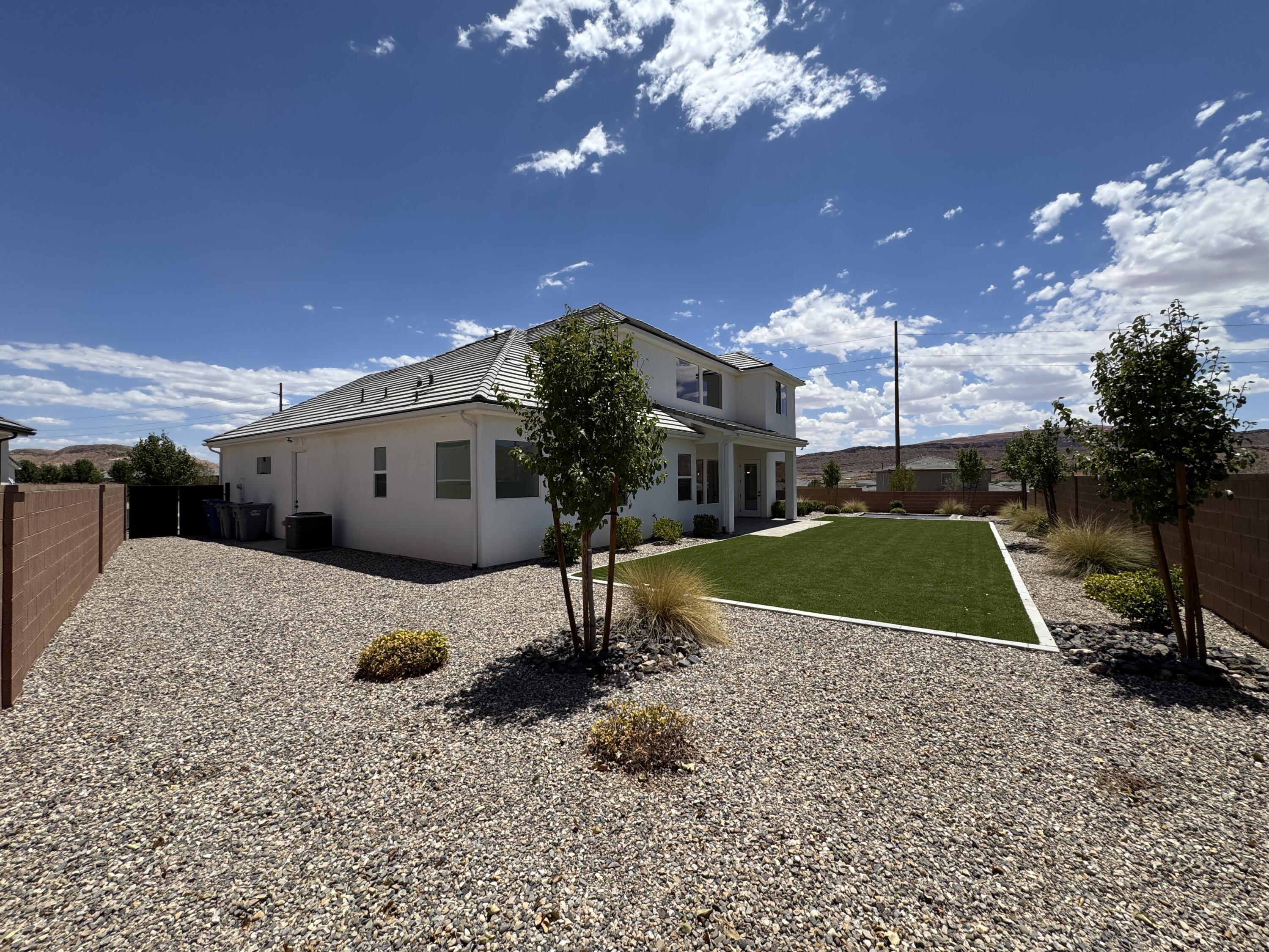 RED MESA AT SUNRISE VALLEY - Residential
