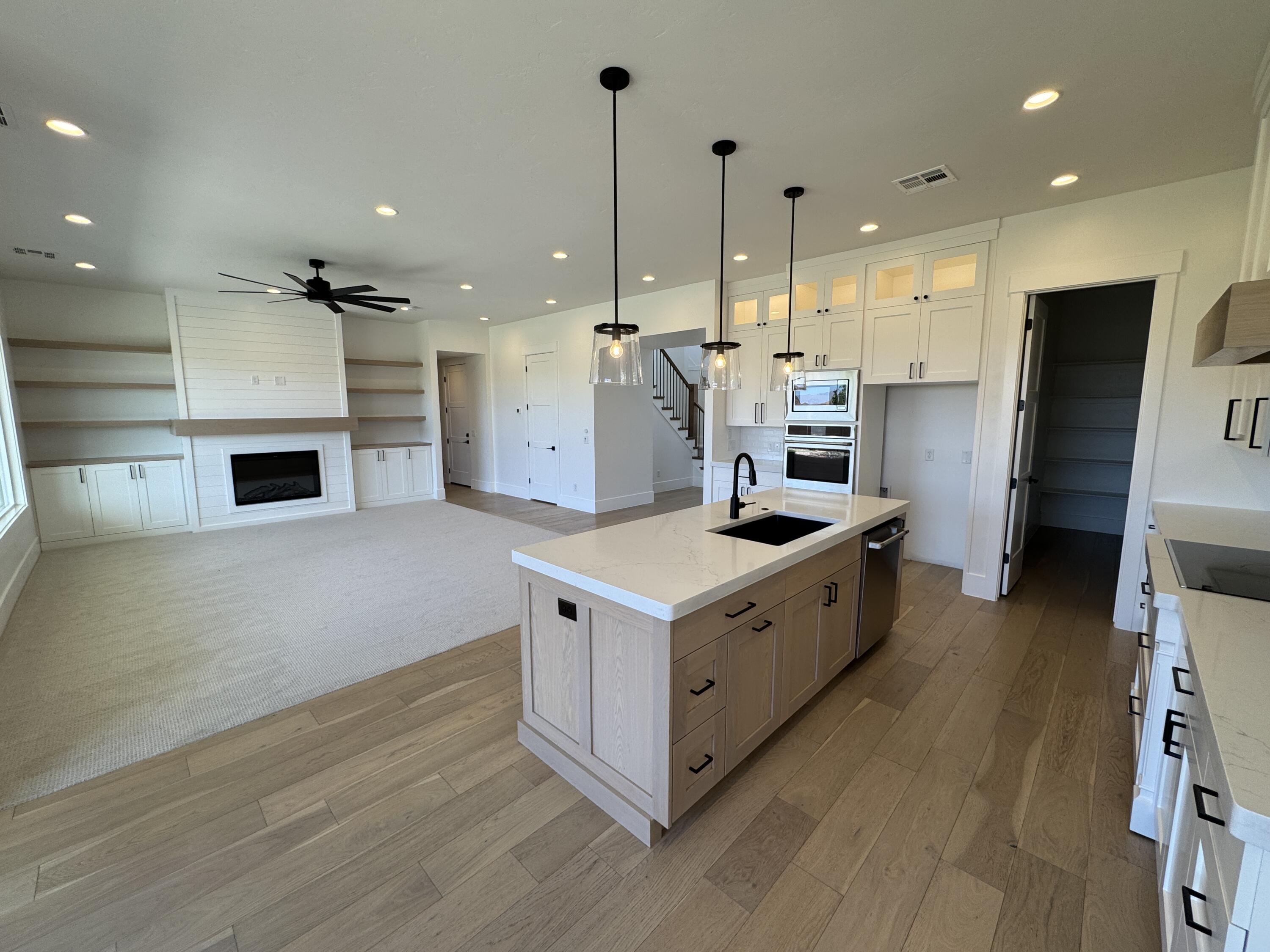 RED MESA AT SUNRISE VALLEY - Residential
