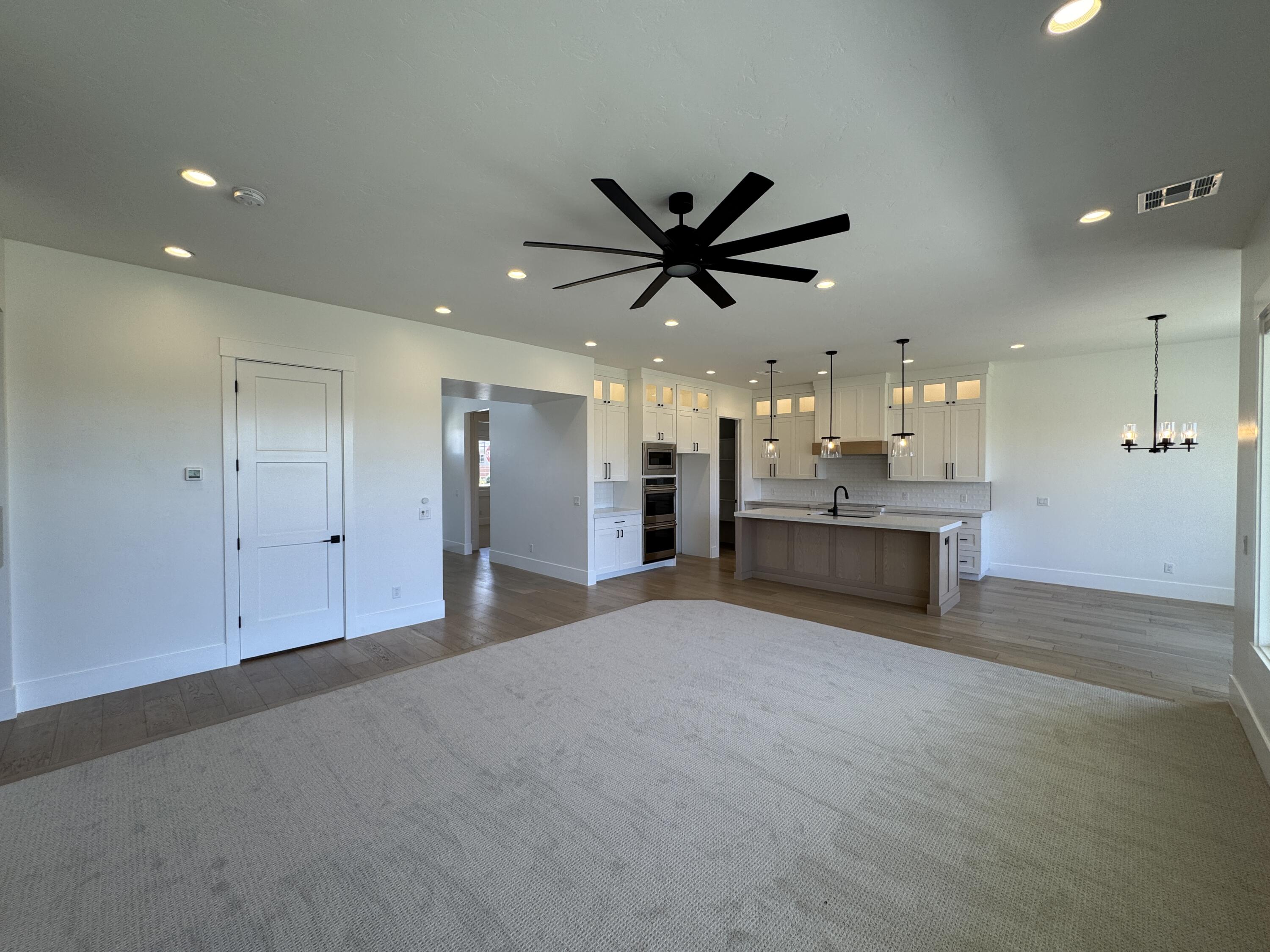 RED MESA AT SUNRISE VALLEY - Residential