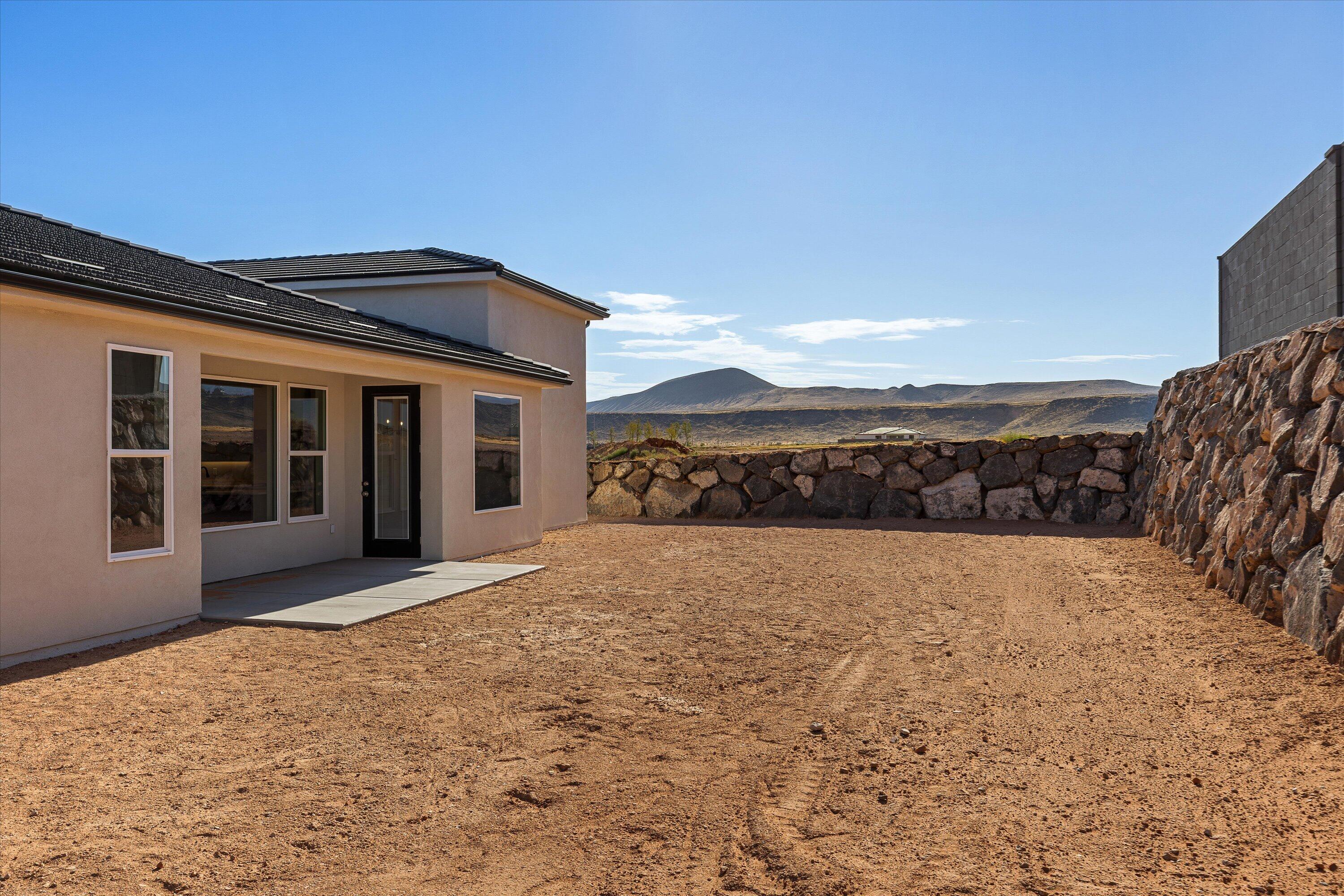 RED SLATE ESTATES - Residential