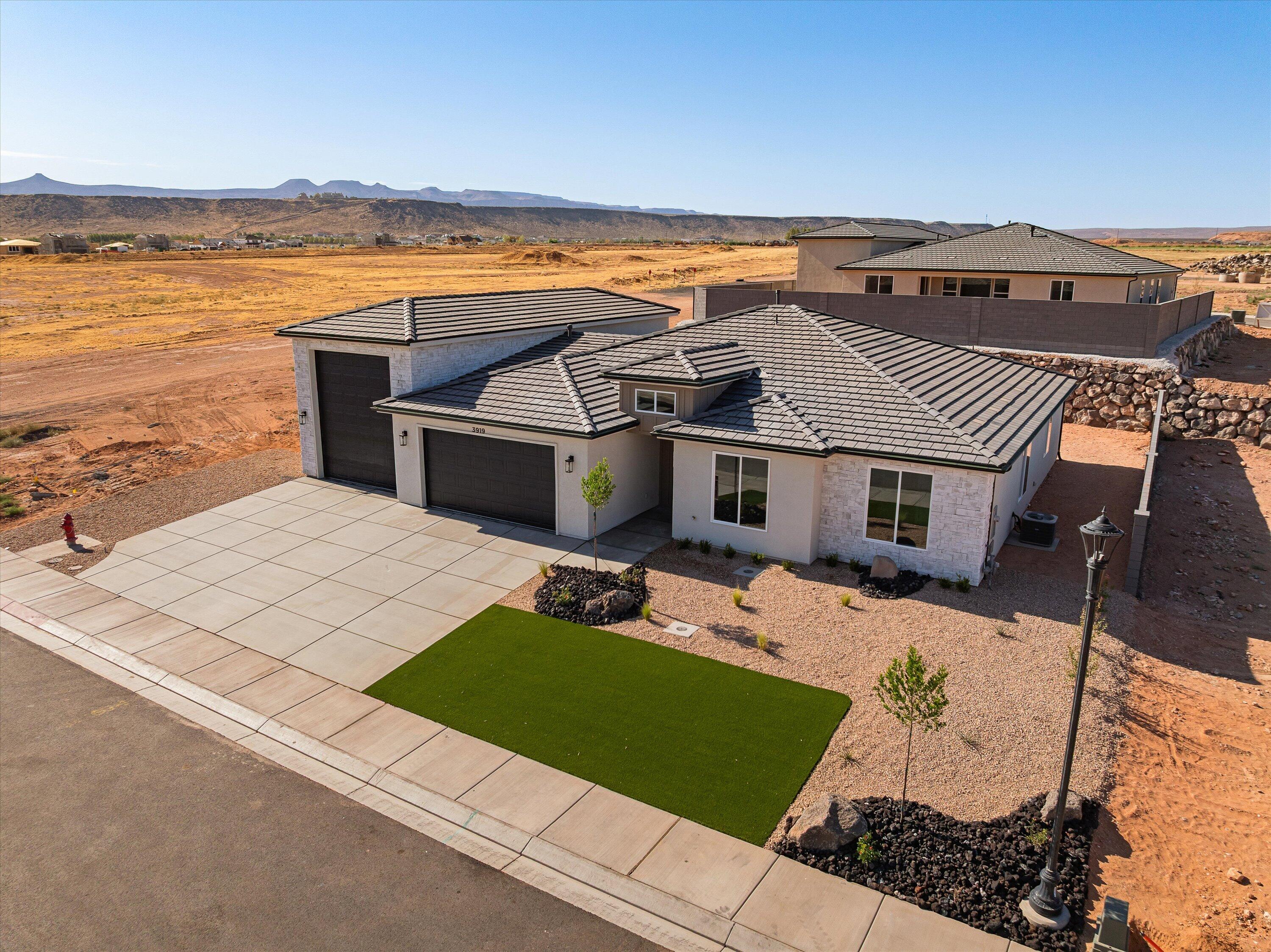 RED SLATE ESTATES - Residential