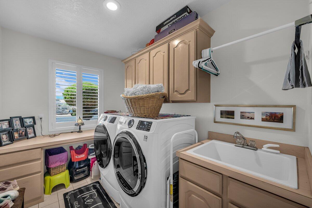 CANYON TERRACE ESTATES - Residential
