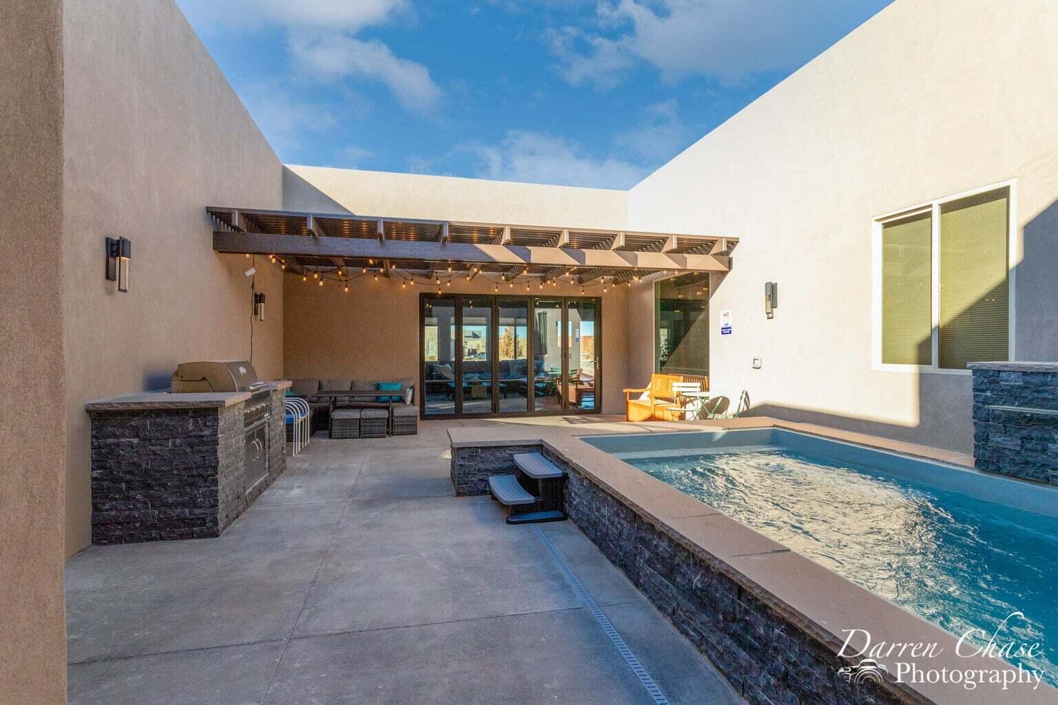 RETREAT AT SAND HOLLOW RESORT - Residential