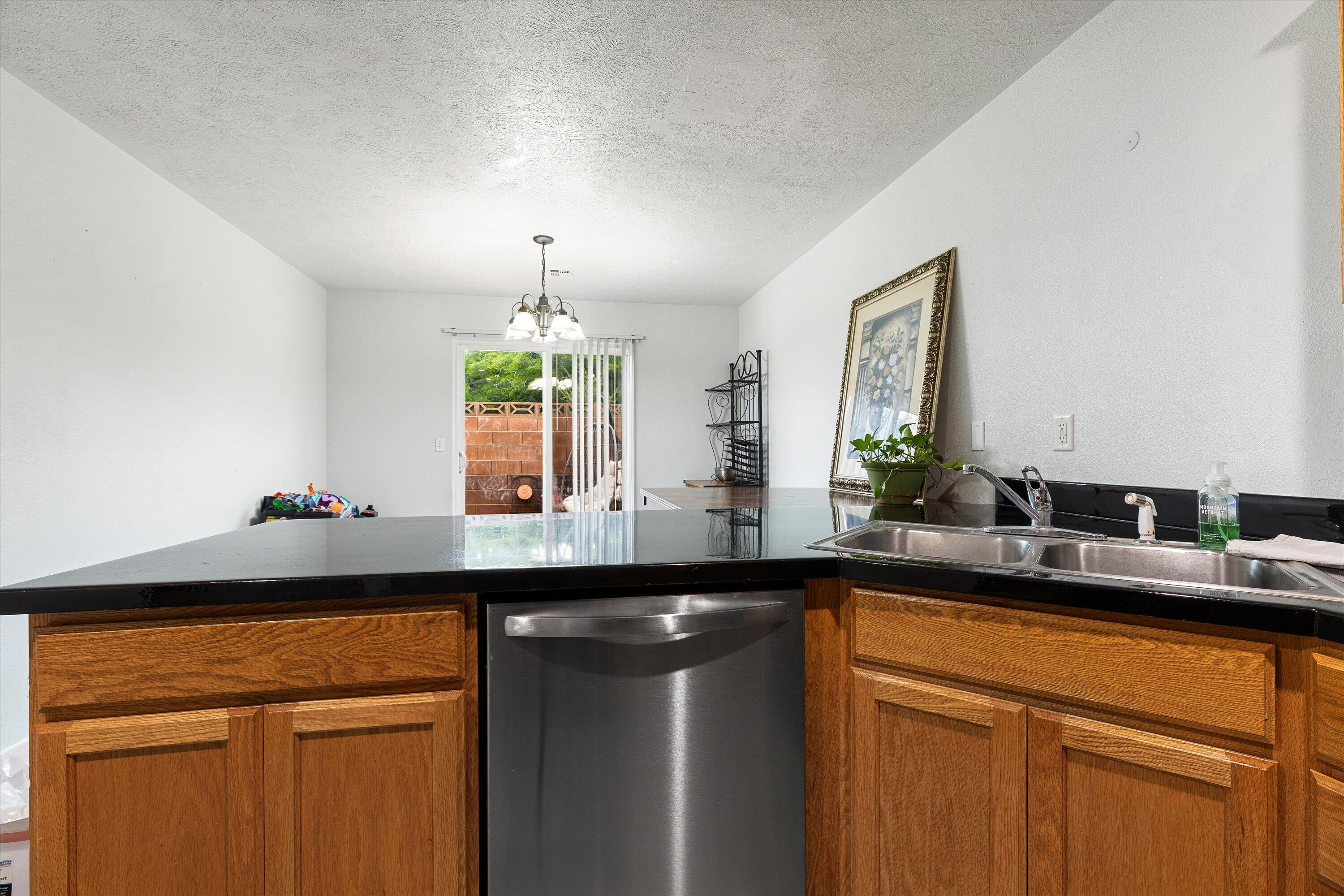 PECAN MEADOWS - Residential