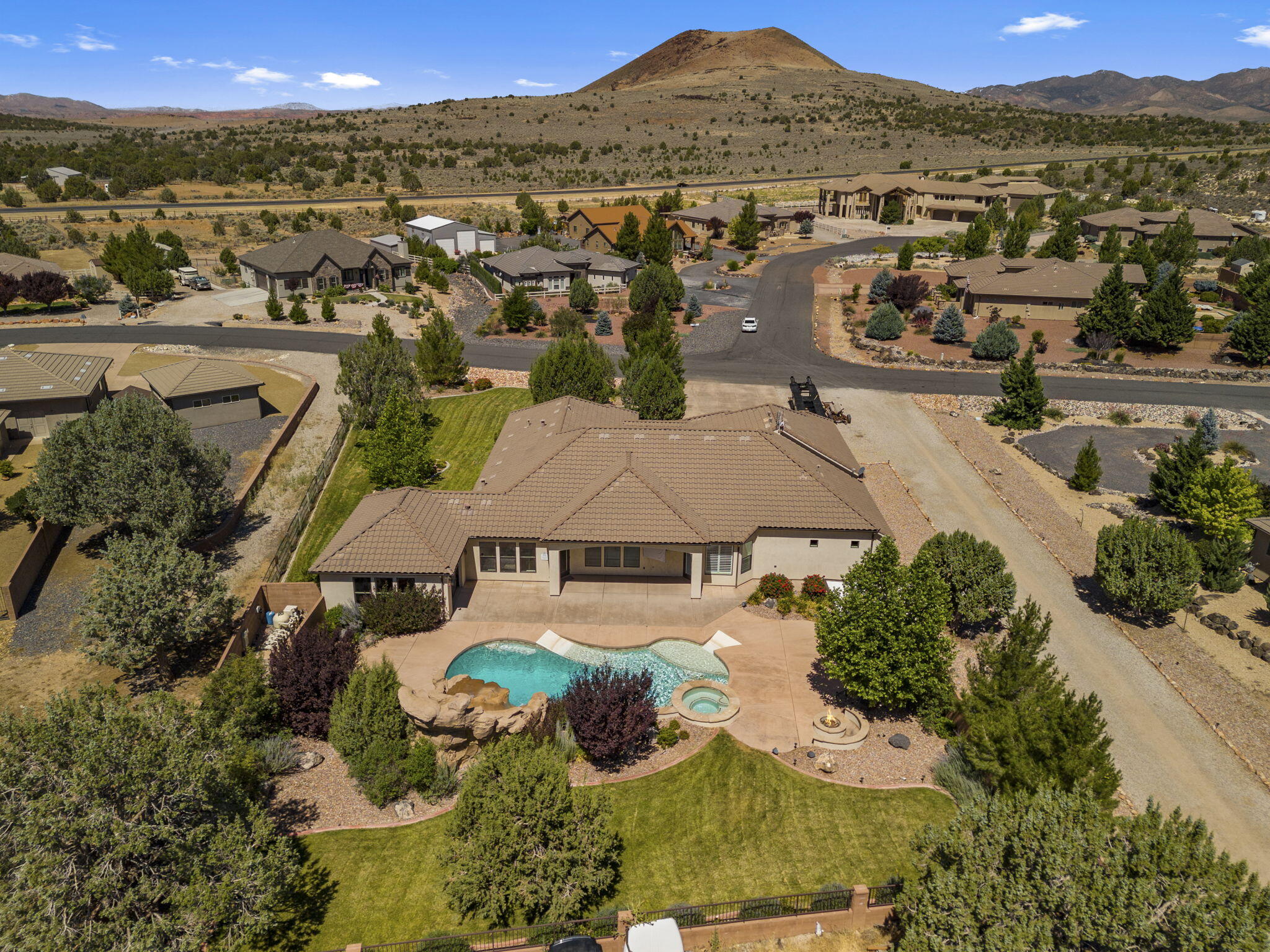 CANYON TRAILS AT DAMMERON VALLEY - Residential