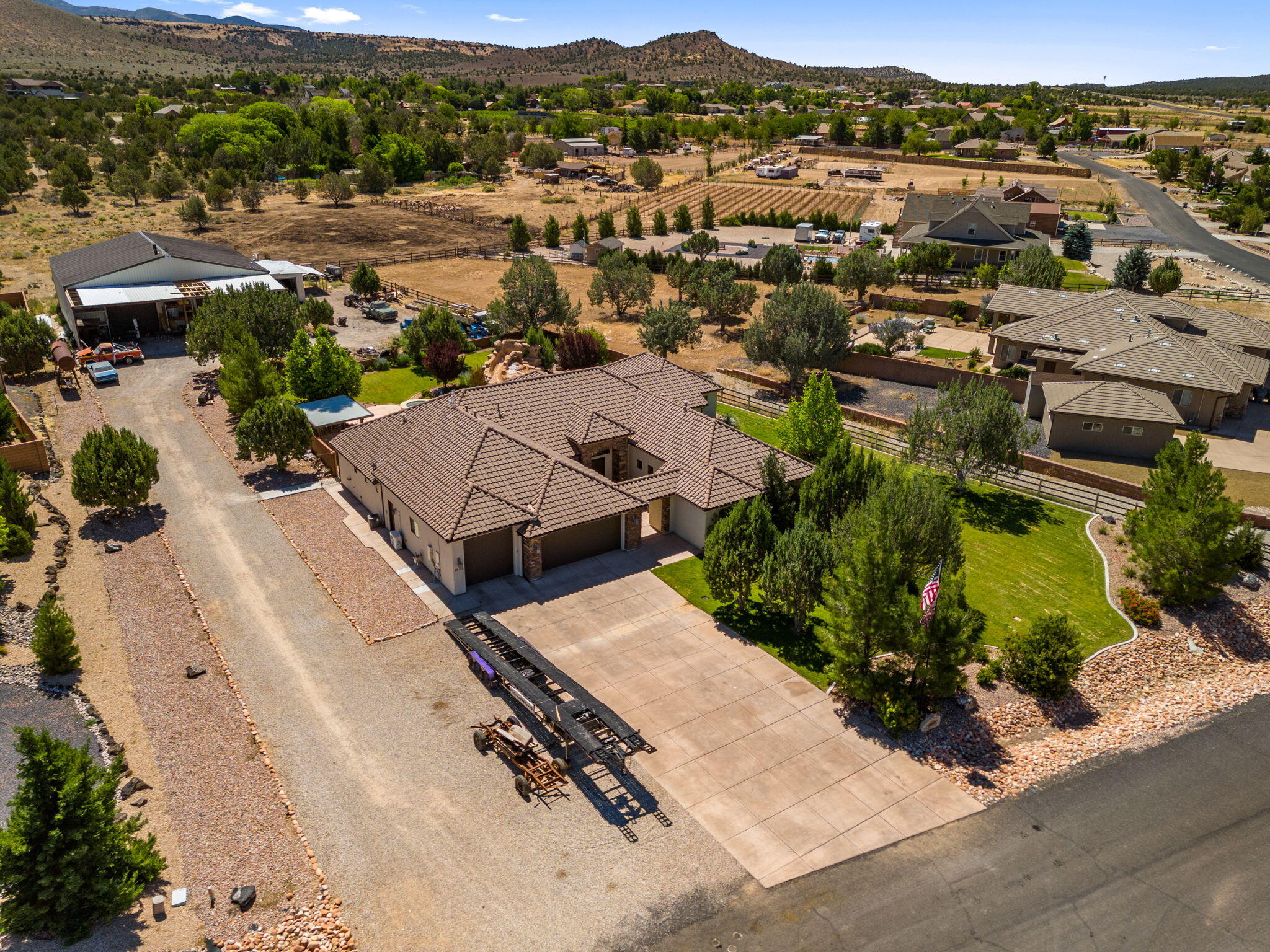 CANYON TRAILS AT DAMMERON VALLEY - Residential