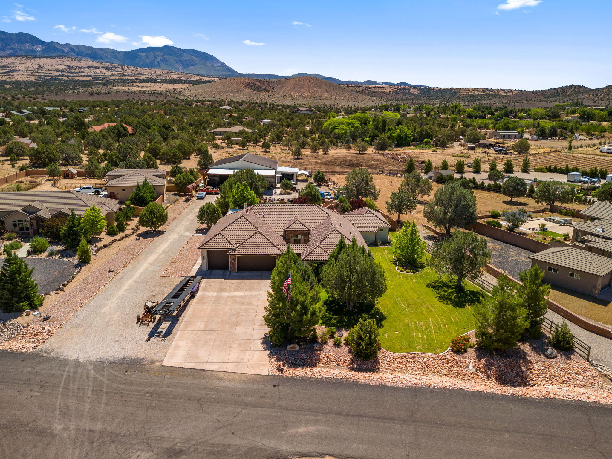 CANYON TRAILS AT DAMMERON VALLEY - Residential
