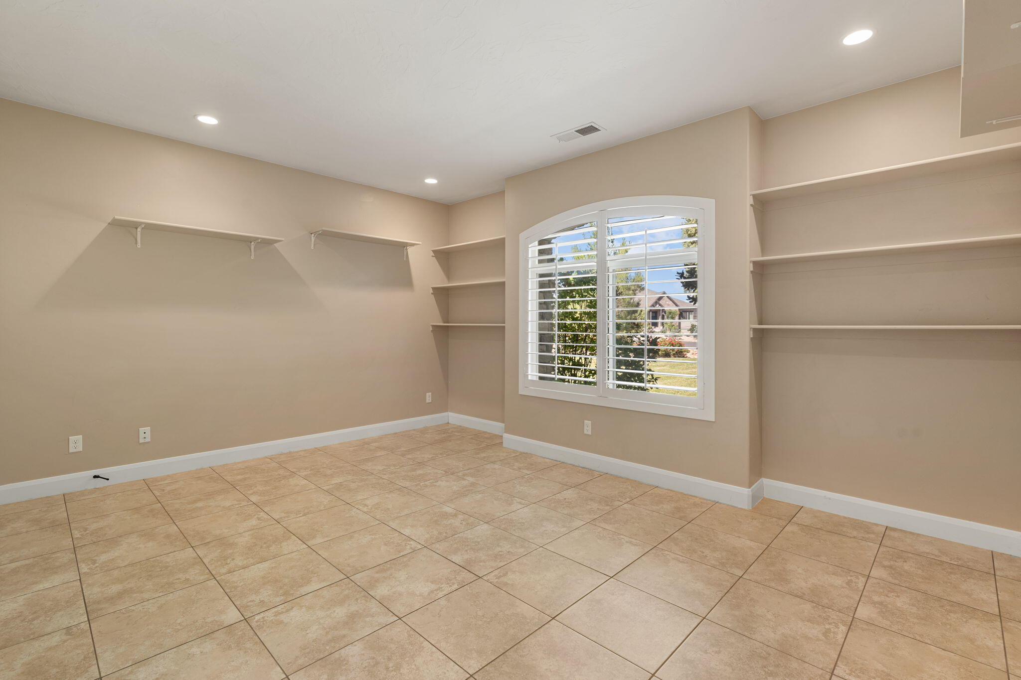 CANYON TRAILS AT DAMMERON VALLEY - Residential